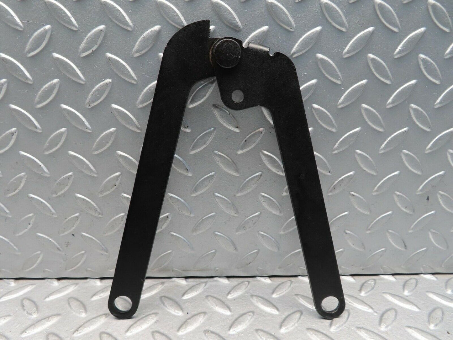 11807 Mercedes-Benz R107 450SL Bonnet Hinge Right Side