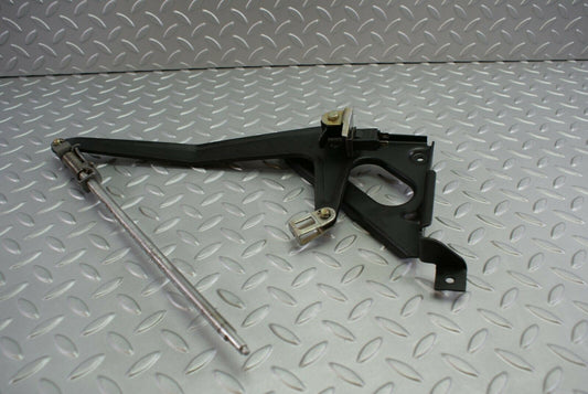 2984 Mercedes-Benz C123 280CE Coupe Handbrake Regulator