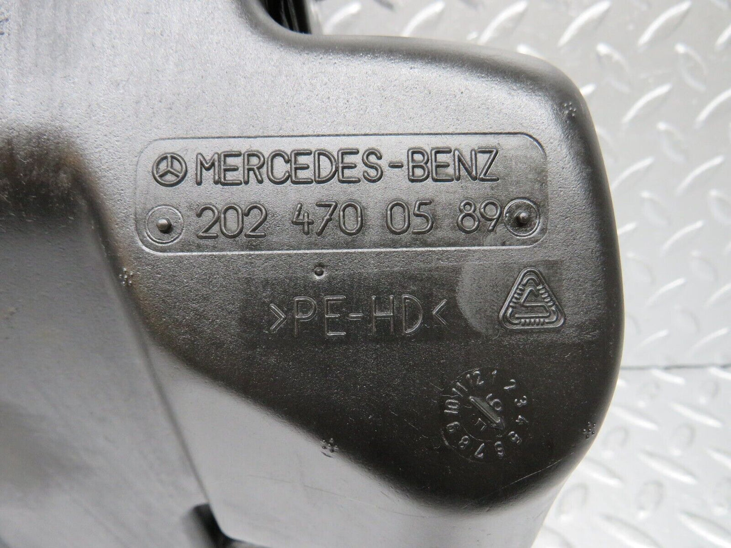 33344 Mercedes-Benz W202 C180 Fuel System Expansion Tank 2024700589