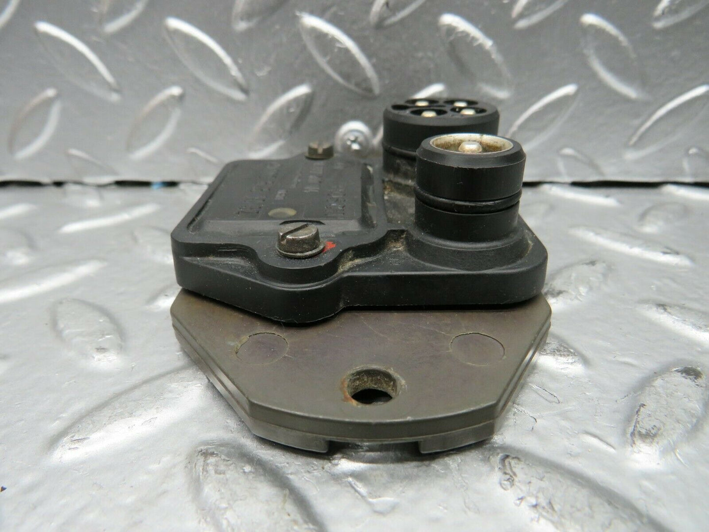 22954 Mercedes-Benz C123 230CE Coupe Ignition Control Unit Bosch 0025451832