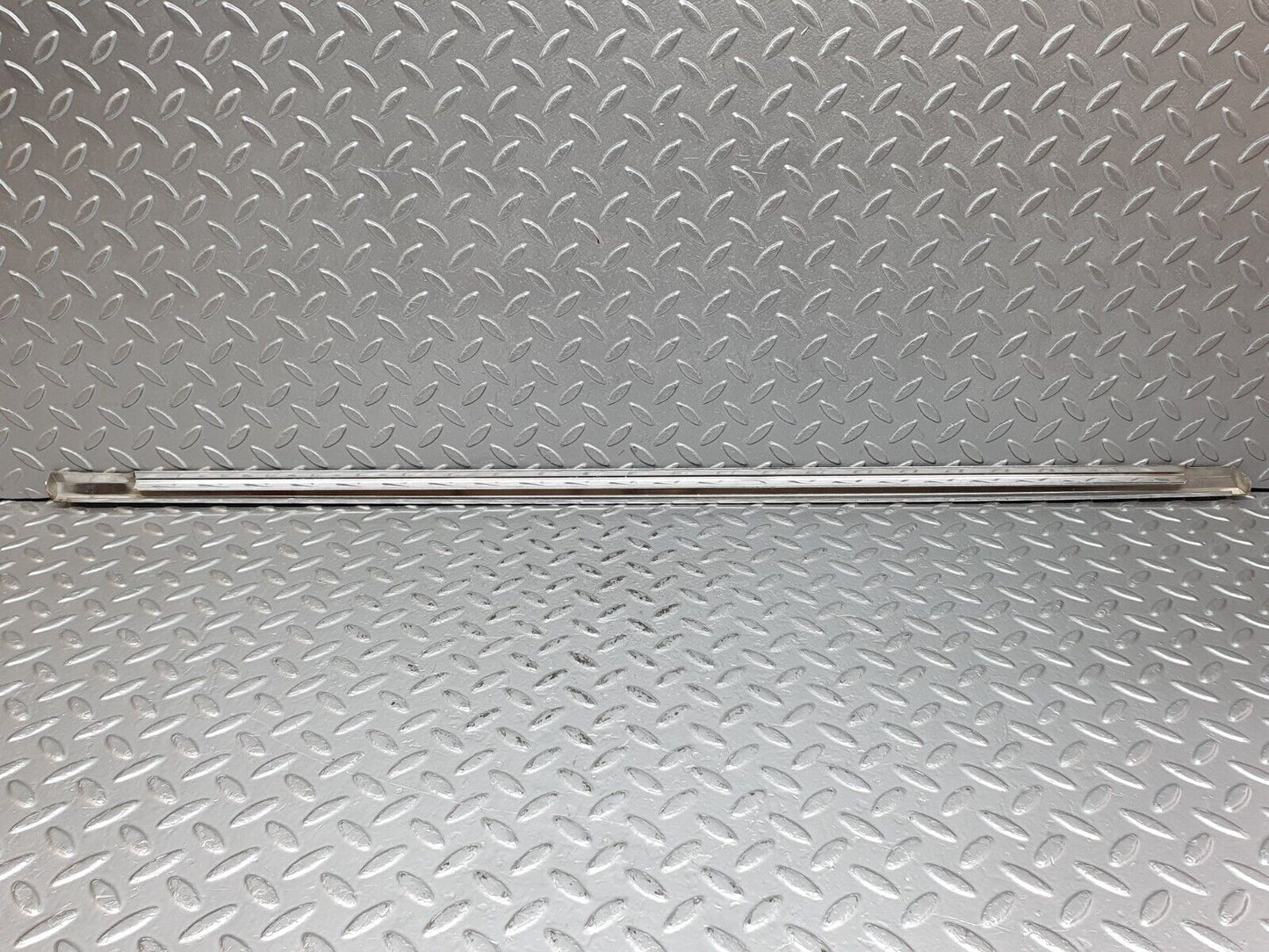 41187 Mercedes-Benz W126 300SE Rear Right Door Chrome Moulding Trim