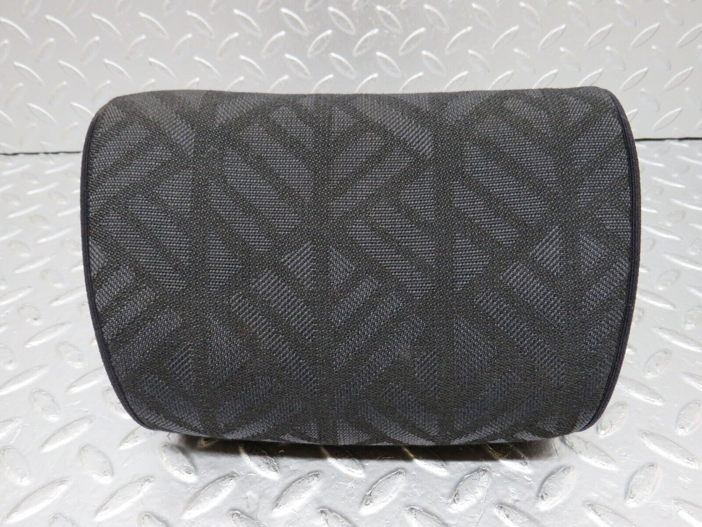 33388 Mercedes-Benz W202 C180 Rear Headrest