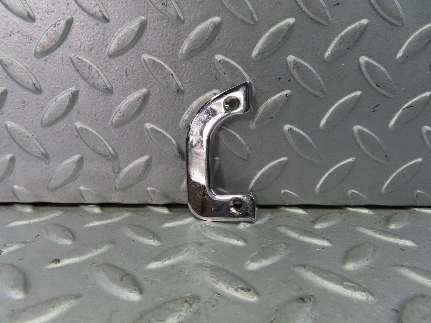 9224 Mercedes-Benz W115 Right Interior Chrome Door Latch Trim
