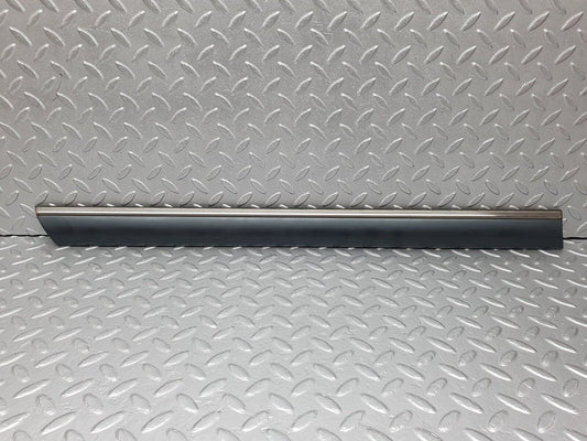 41806 Mercedes-Benz W202 C200 Rear Right Door Centre Moulding Trim 2026909862