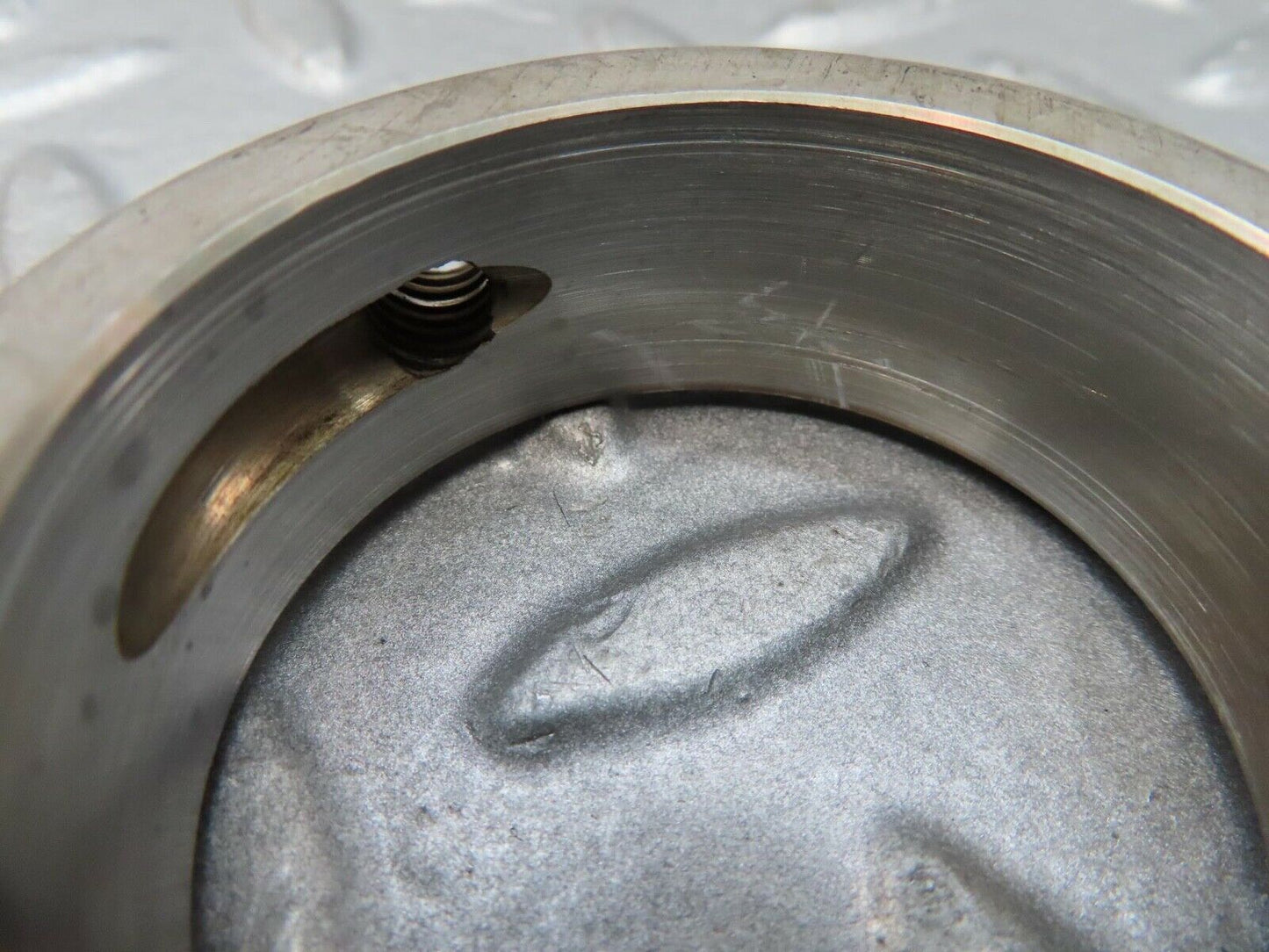 16554 Mercedes-Benz C107 350SLC Coupe Camshaft Tower Bearing 1160512112