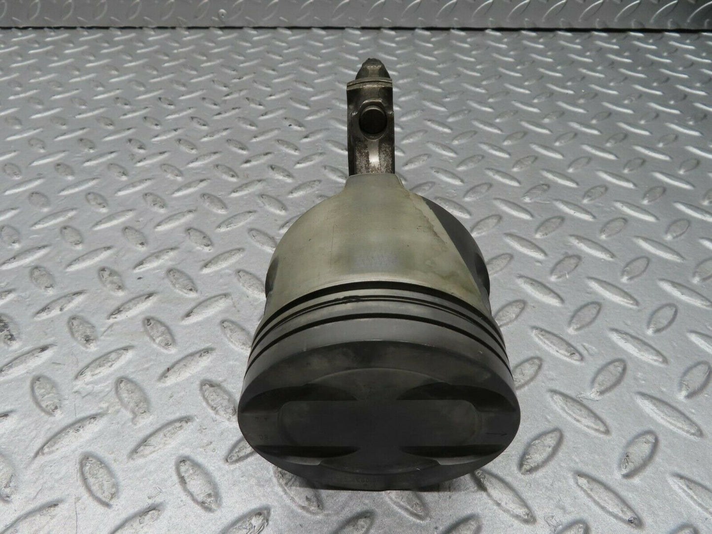 16683 Mercedes-Benz C107 380SLC Piston With Connecting Rod 92.005 mm