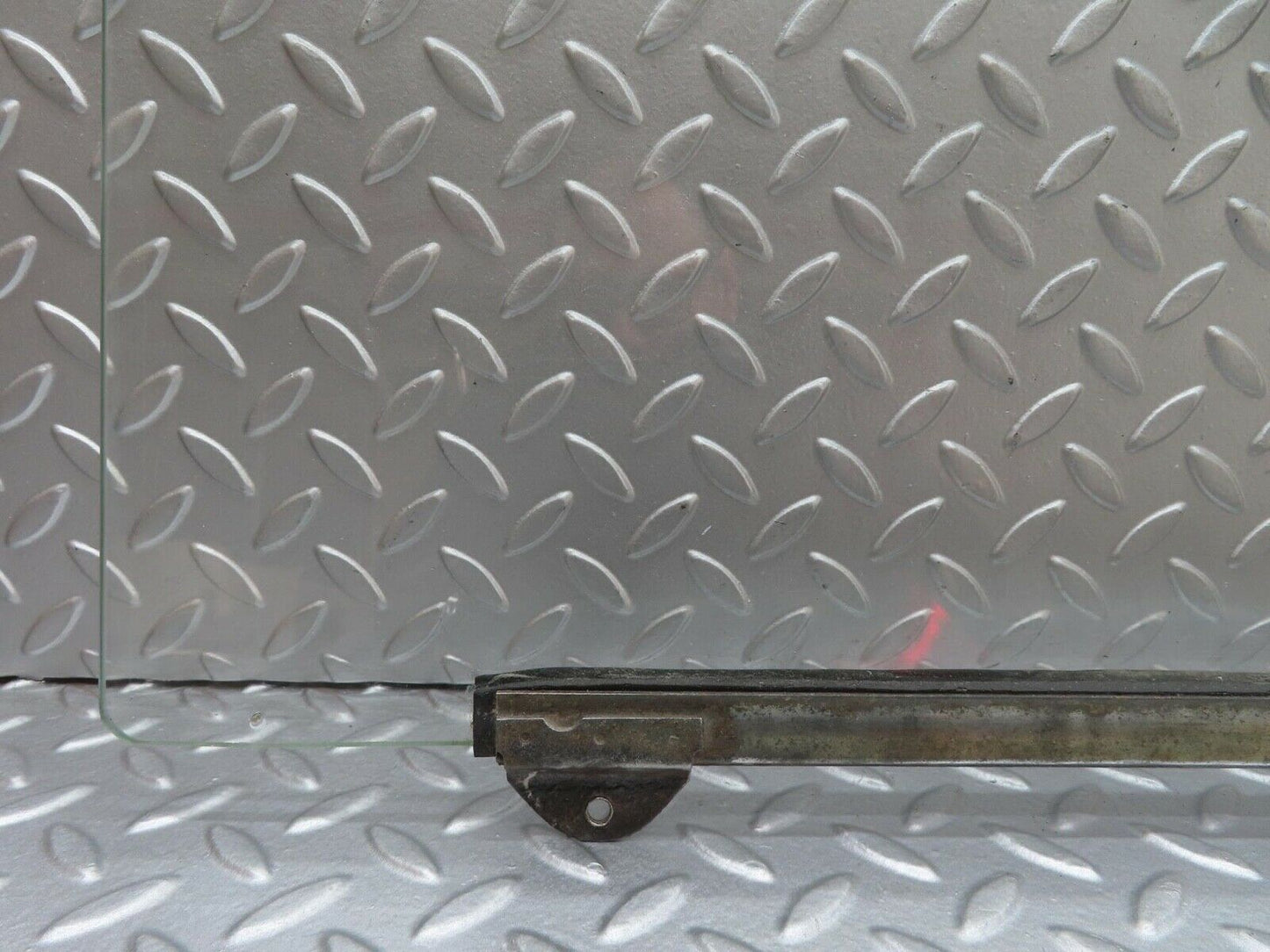 13067 Mercedes-Benz W111 220SE Rear Right Door Window Glass
