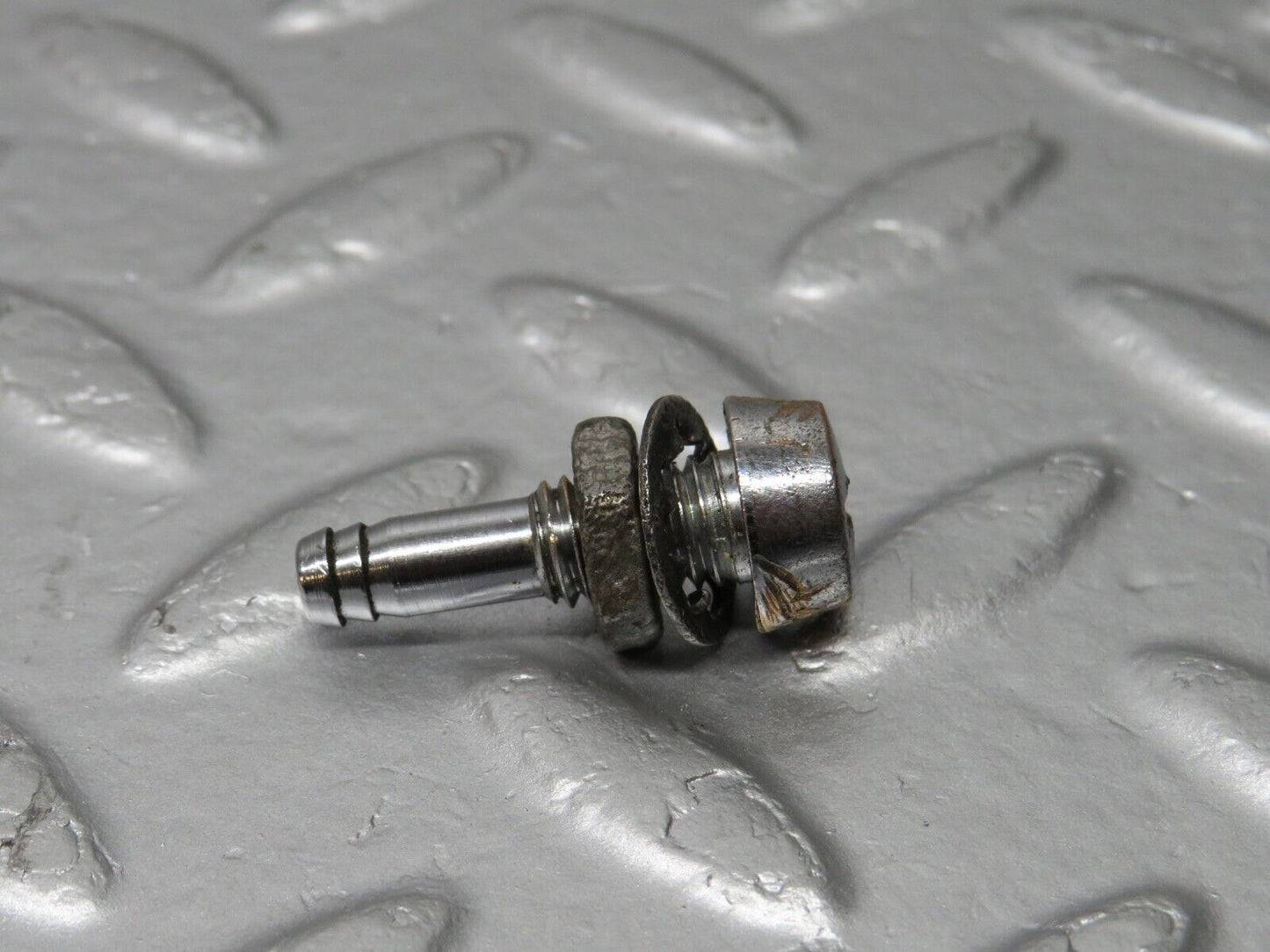 40478 Mercedes-Benz W110 230 Windscreen Washer Nozzle