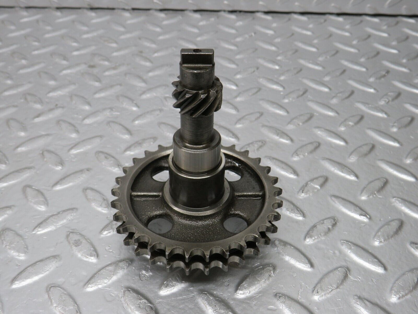 32946 Mercedes-Benz C107 R107 450 Camshaft Intermediate Timing Gear 1161570414