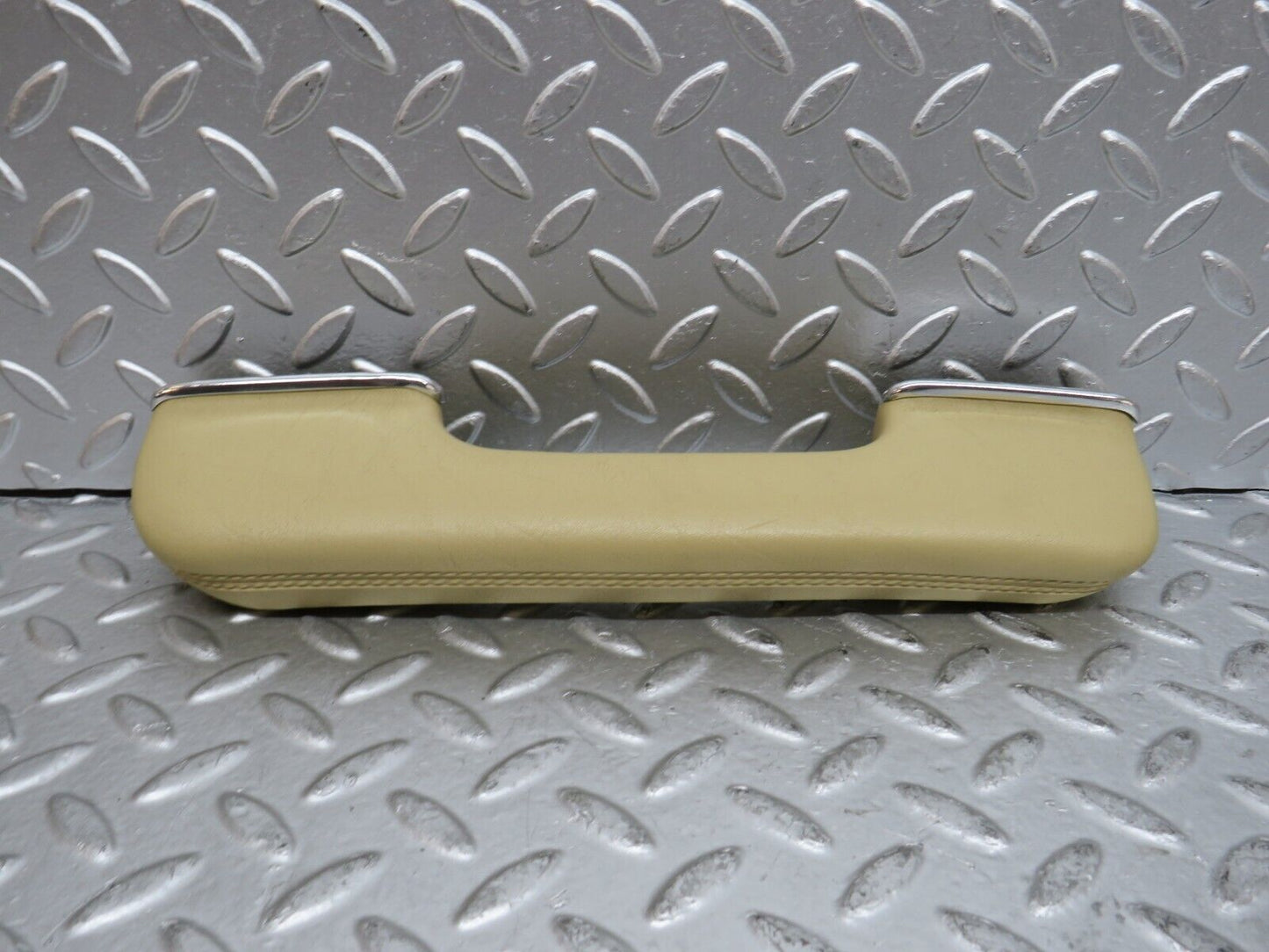 29655 Mercedes-Benz W123 230E Rear Left Interior Door Handle 1239701901