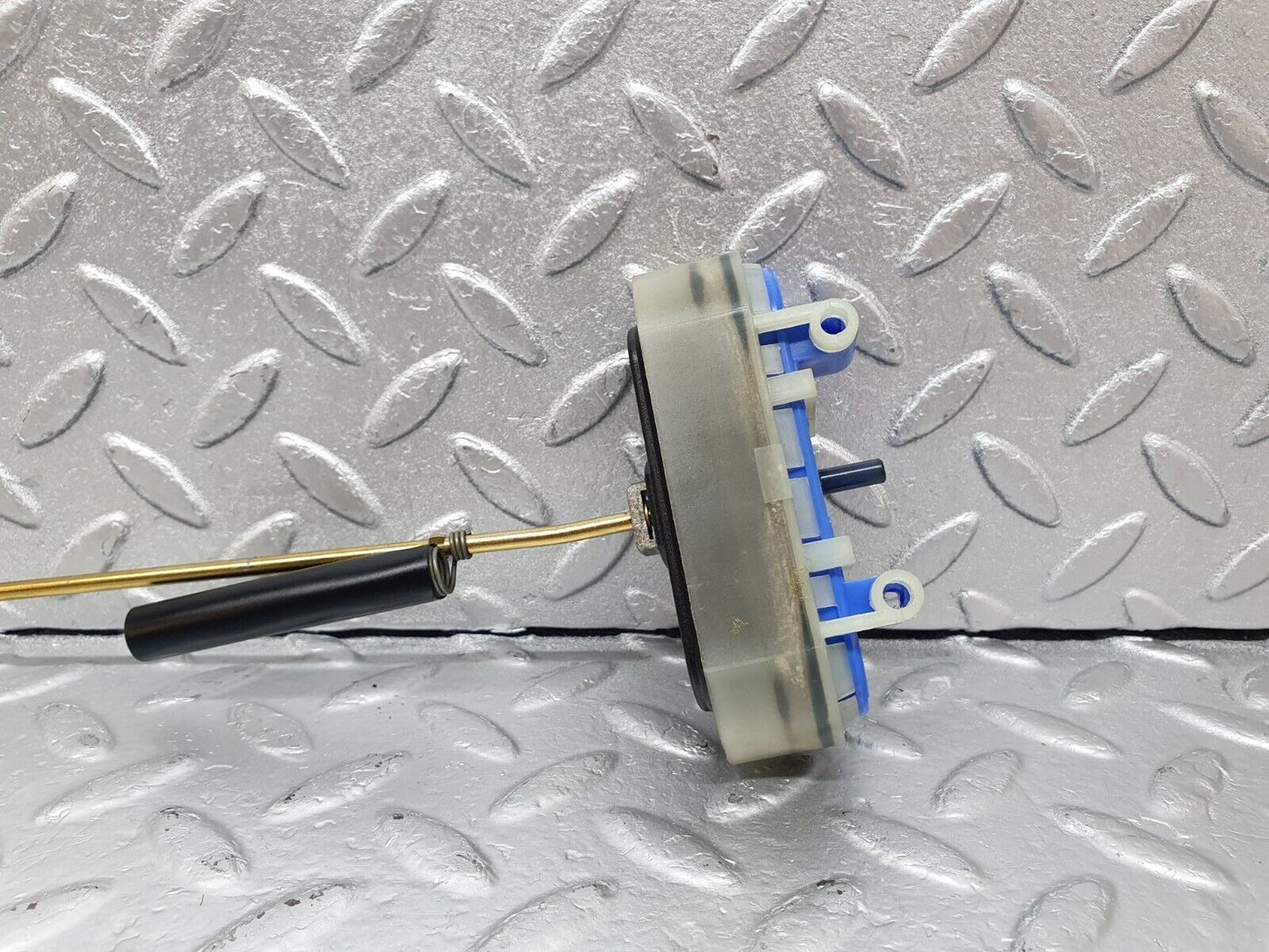 43974 Mercedes-Benz C123 230CE Coupe Front Seat Folding Vacuum Actuator