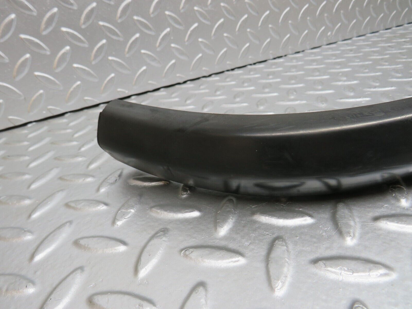 32217 Mercedes-Benz W123 230E Rear Bumper Rubber