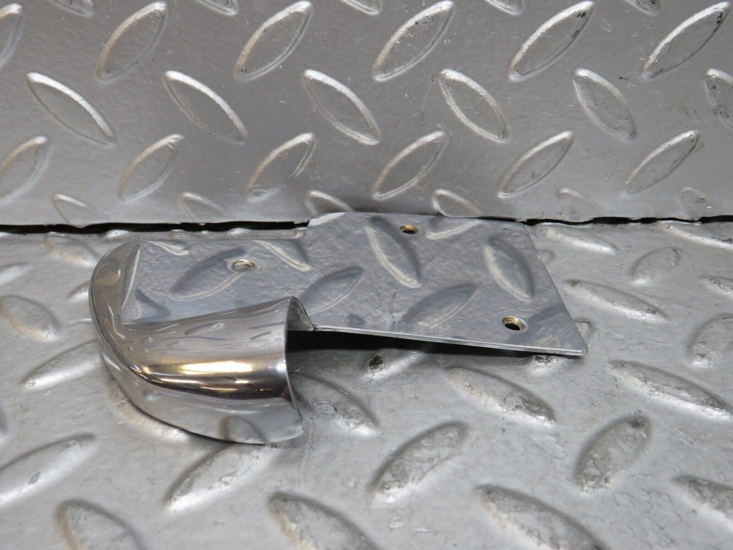 29134 Mercedes-Benz C124 320CE Coupe B Pillar Chrome Cover Plate Left Side