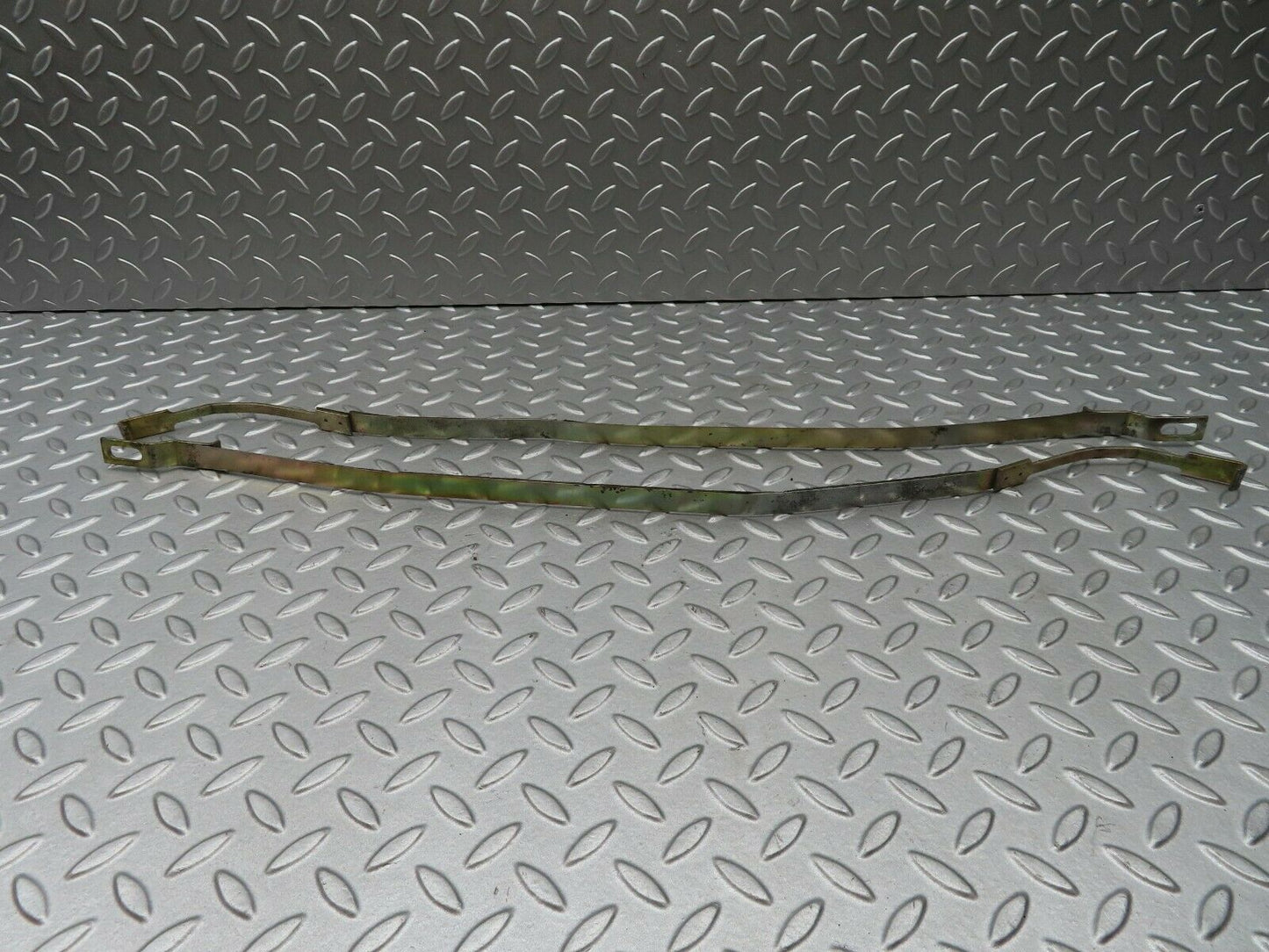 4549 Mercedes-Benz W123 230E Heater Box Holder Strap