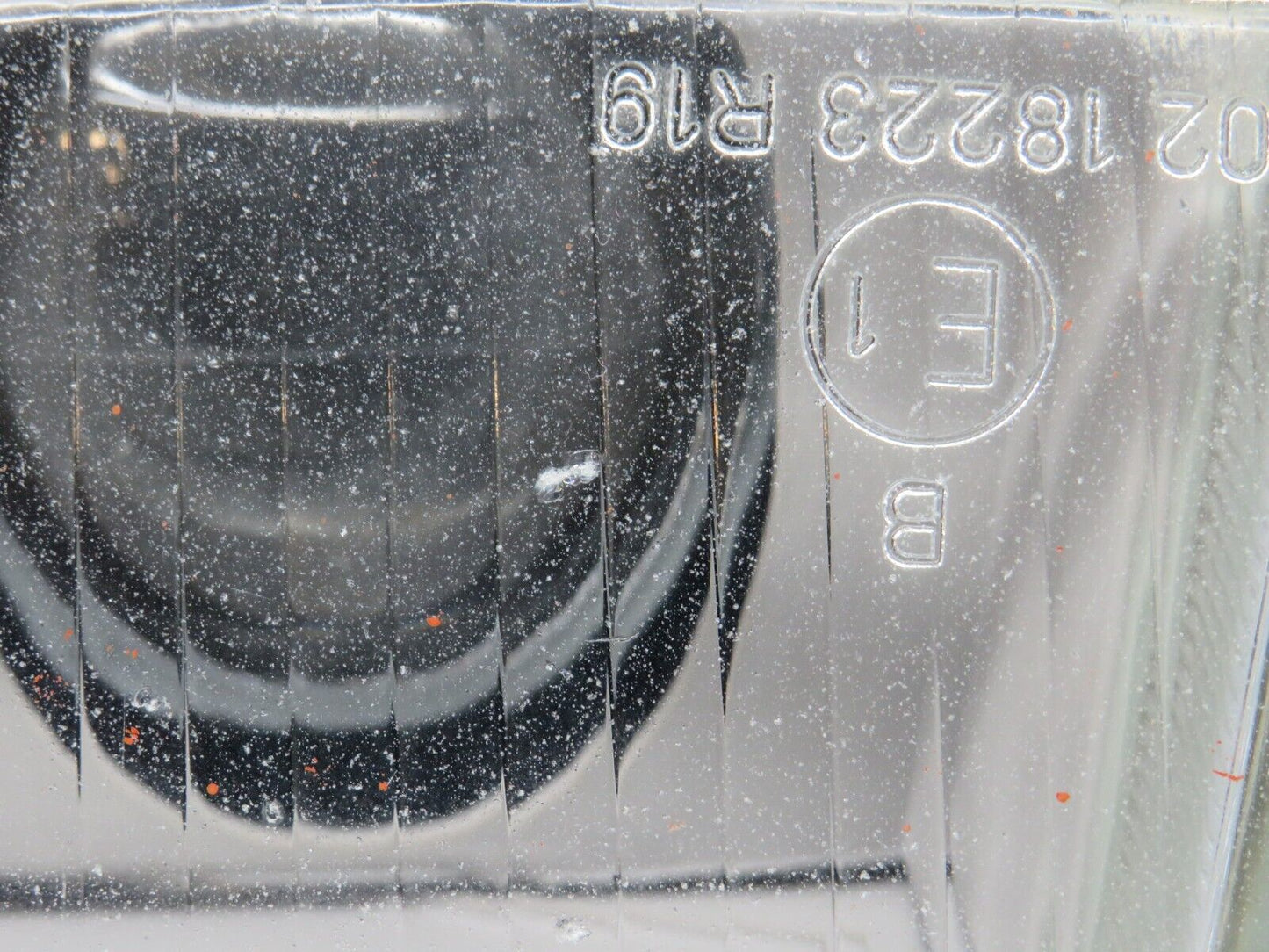 38465 Mercedes-Benz R129 280SL Coupe Front Left Fog Light Bosch 0305120001 1298200156 1305621245