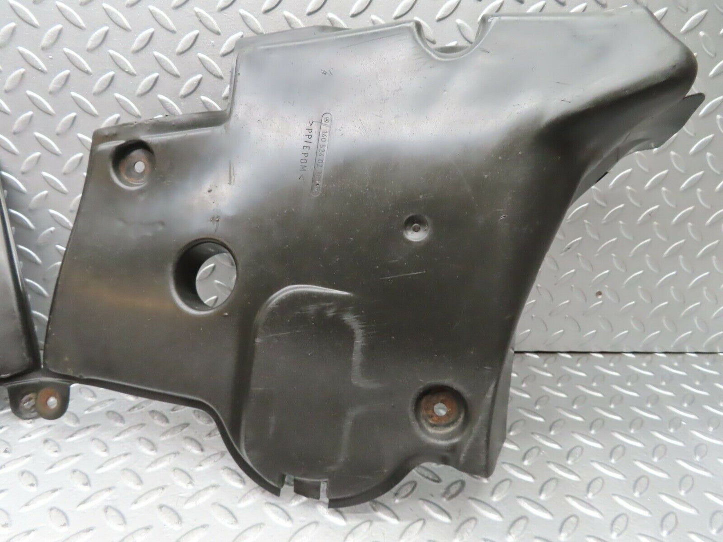 19594 Mercedes-Benz C140 CL420 Engine Bay Undertray Cover Pair 1405240330
