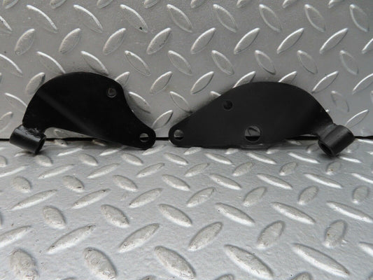 18750 Mercedes-Benz W120 W121 Ponton Engine Mount Bracket Left & Right