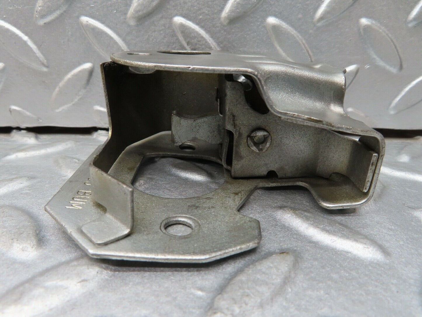 17009 Mercedes-Benz C123 280CE Coupe Trunk Lock 0007500185