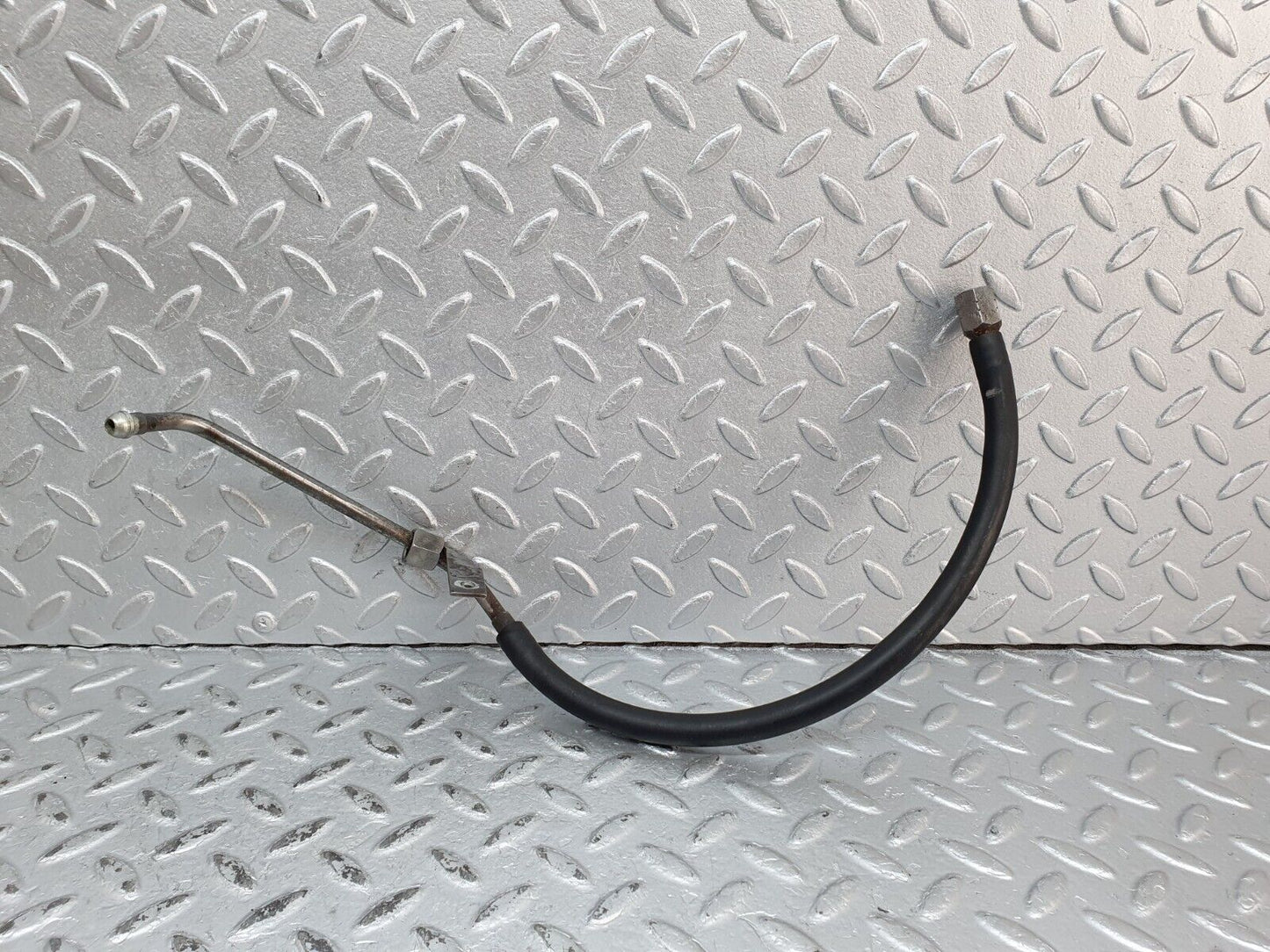 41238 Mercedes-Benz W126 300SE Fuel Pipe Line