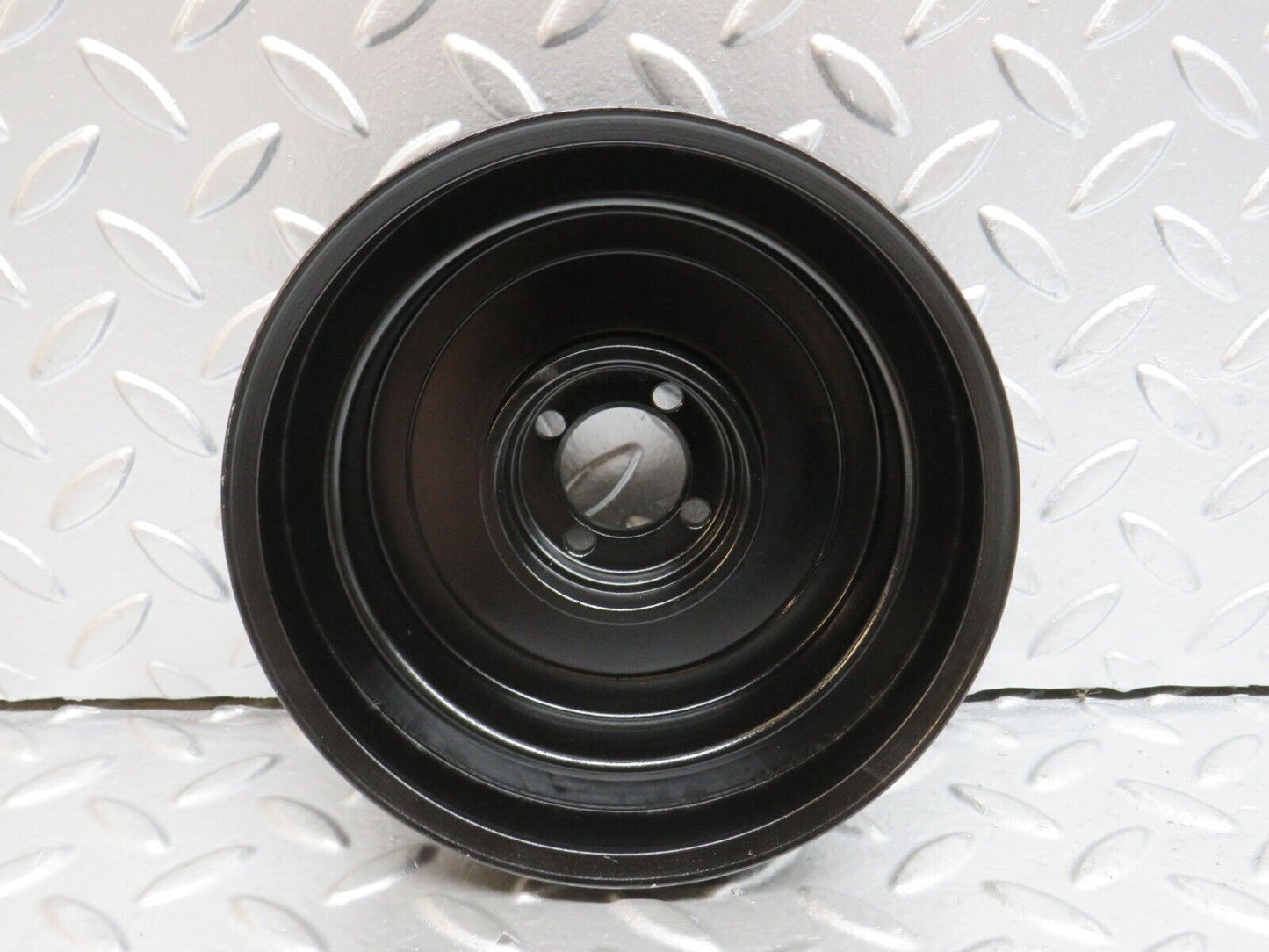29515 Mercedes-Benz W124 230E Water Pump Pulley 1022001005