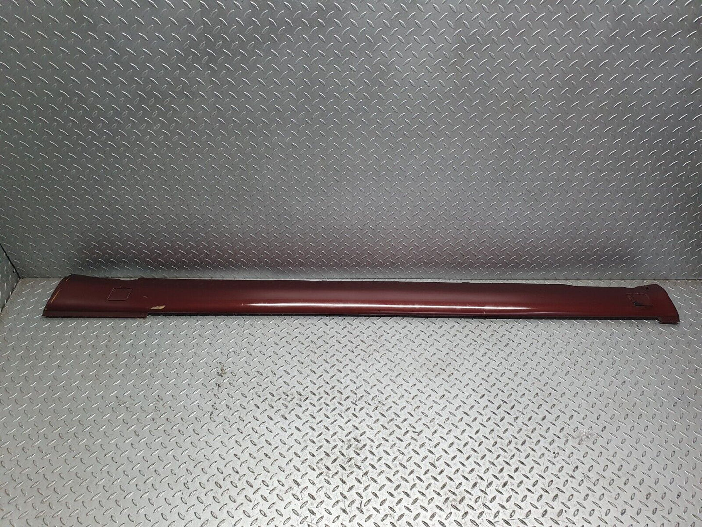 41226 Mercedes-Benz W126 300SE Side Skirt Right 1266905040 1266980230 1266980430