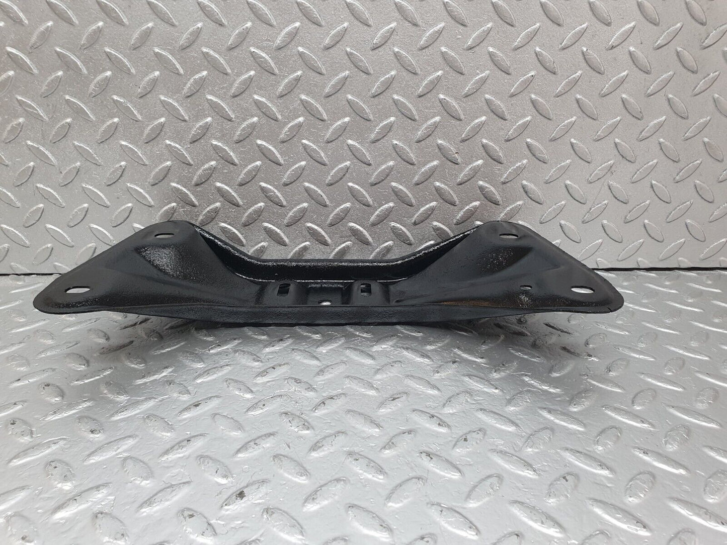 43894 Mercedes-Benz C123 230CE Coupe Gearbox Mount Bracket