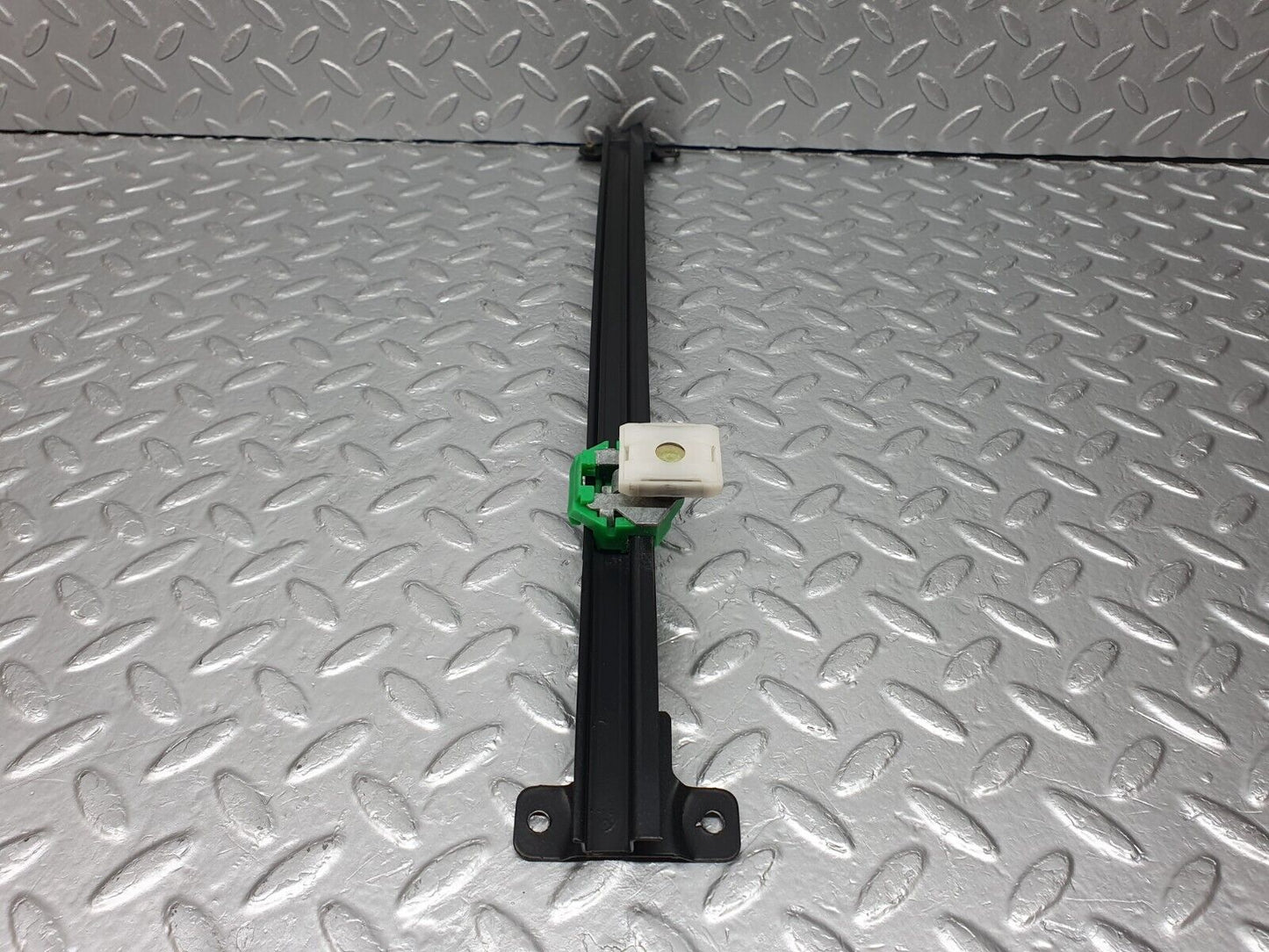 41965 Mercedes-Benz W202 C200 Front Left Door Window Channel