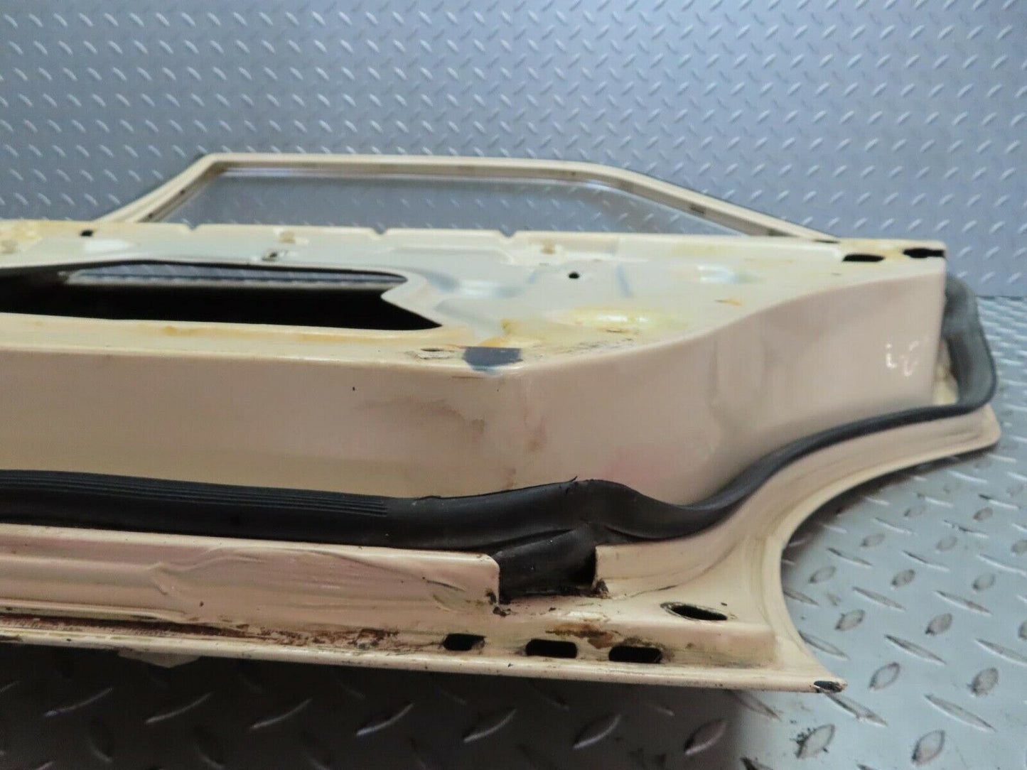 7001 Mercedes-Benz W123 230E Rear Right Door