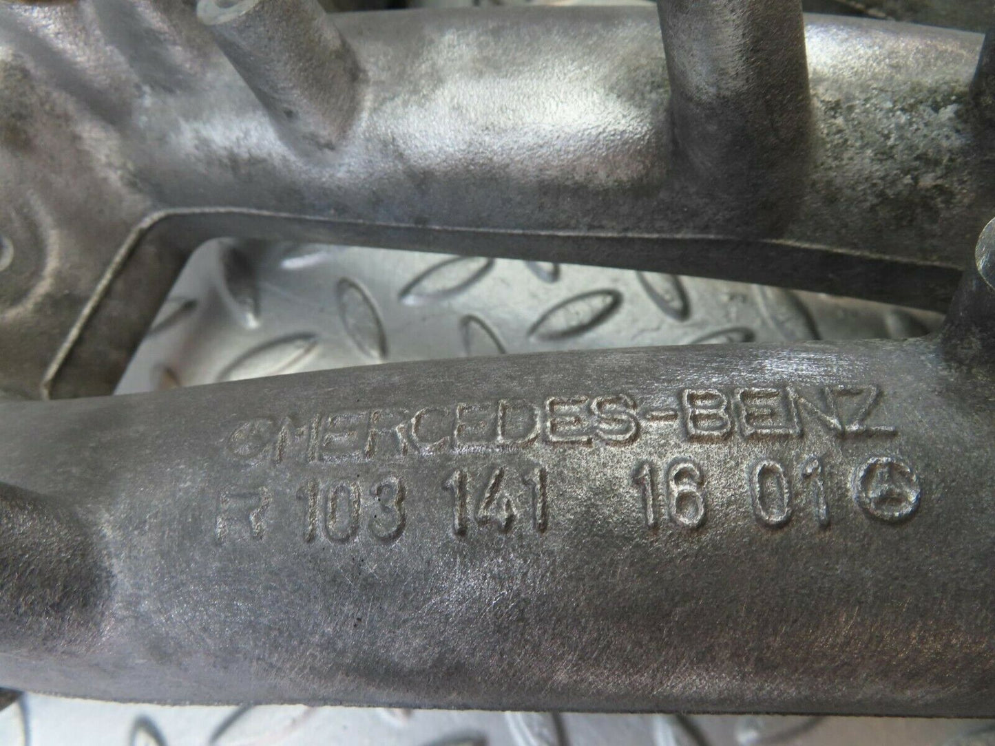 9516 Mercedes-Benz C124 300CE Coupe Intake Manifold 1031411601