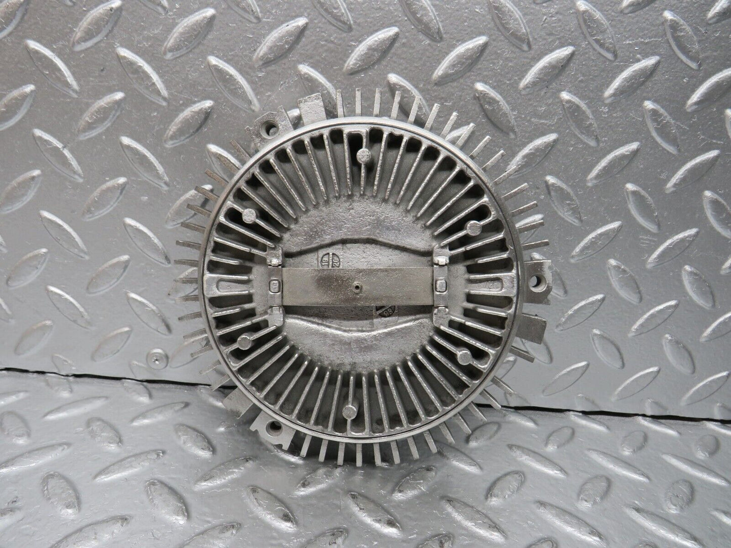 31468 Mercedes-Benz S124 220TE Wagon Engine Cooling Fan Clutch