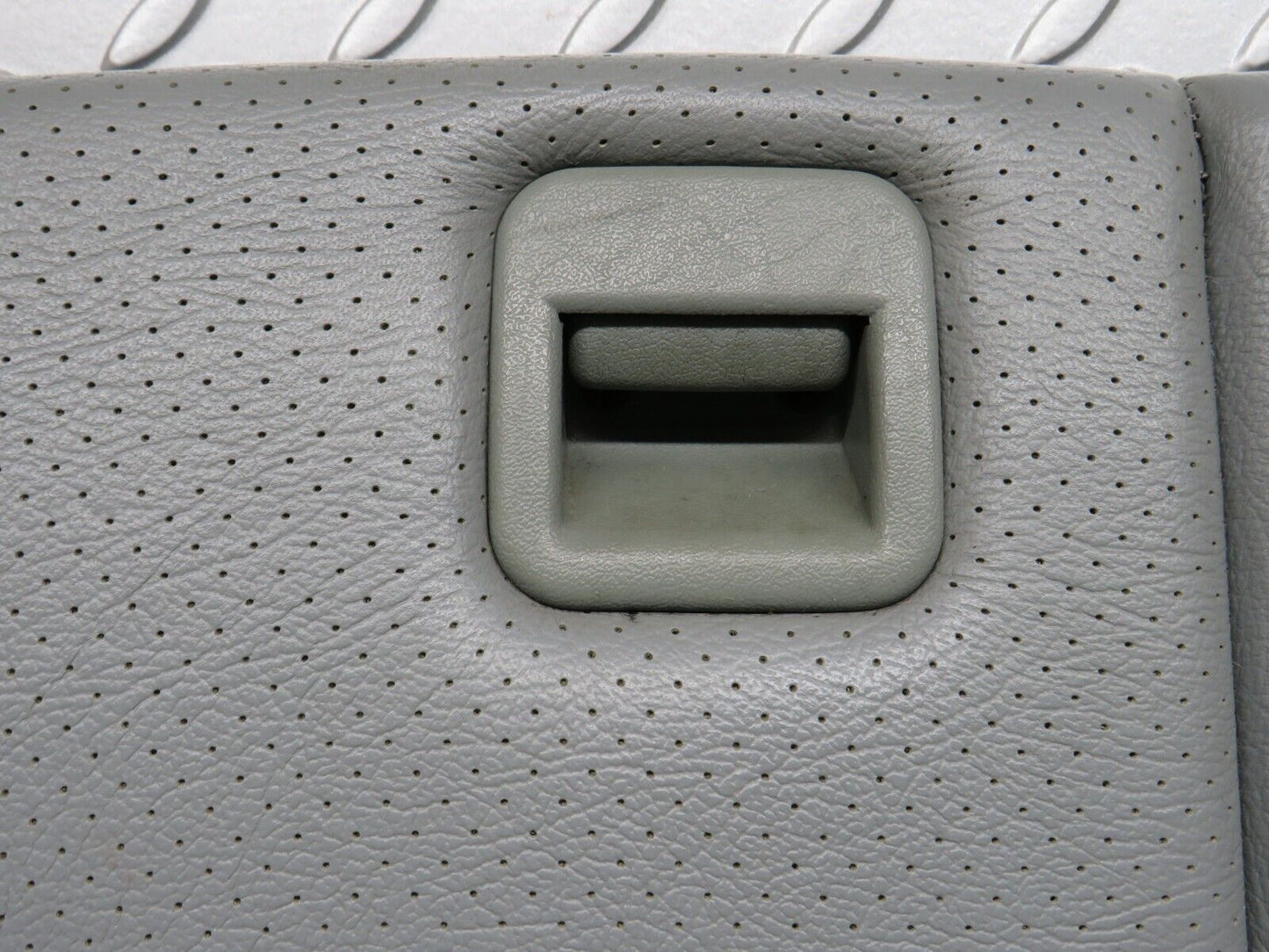 39810 Mercedes-Benz R129 320SL Coupe Rear Seat Grey Leather 1299220101 129920021