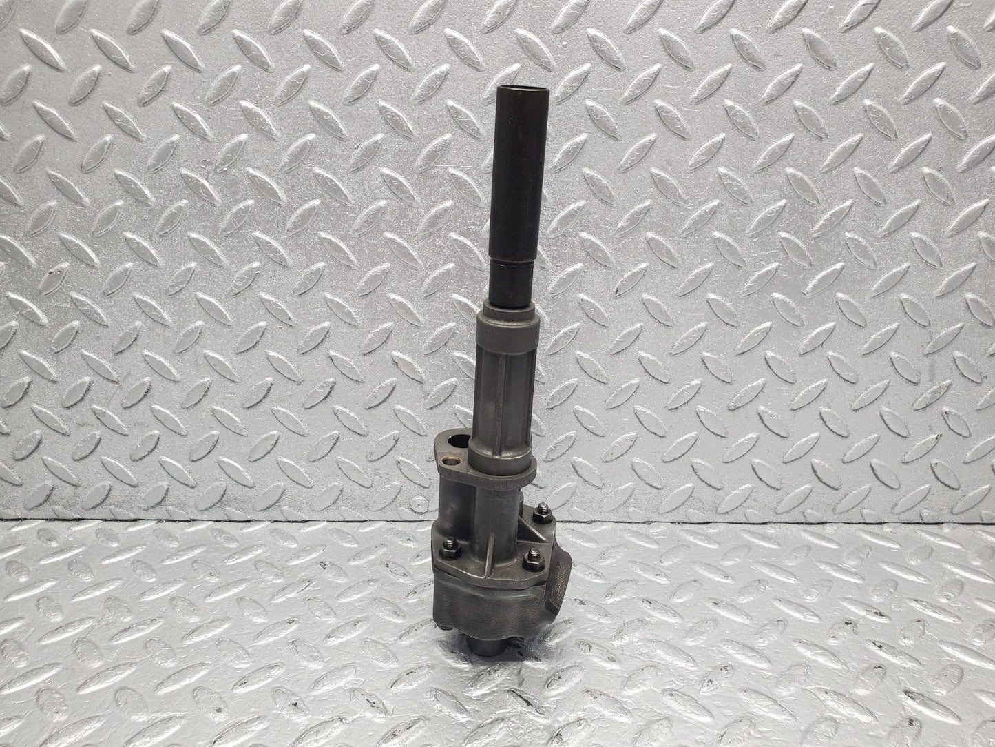 W112 oil pump used OEM