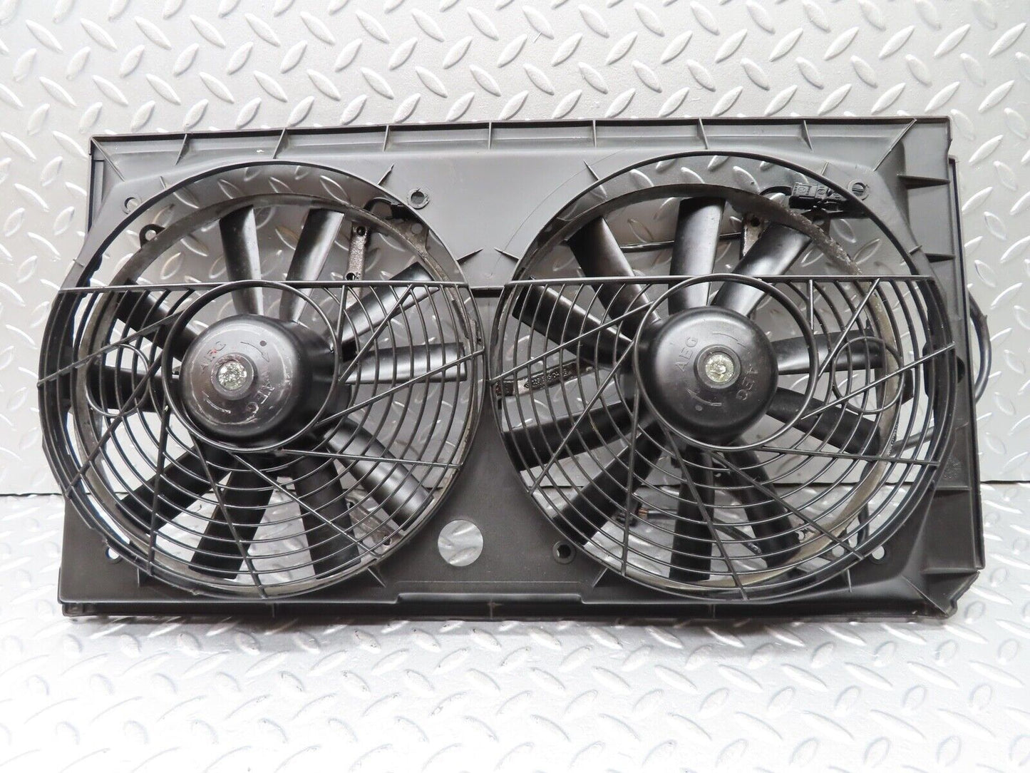 20076 Mercedes-Benz R129 300SL Coupe Radiator Cooling Fan 1295051055