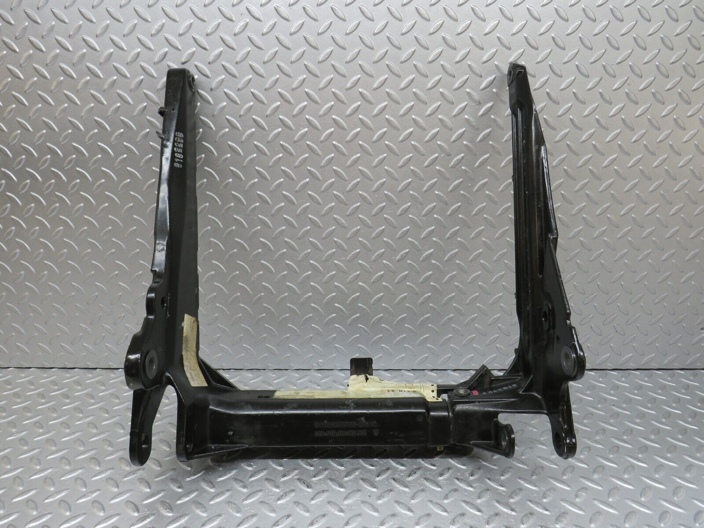 36833 Mercedes-Benz R129 300SL-24 Front Left Seat Base 1299190006 1299190206