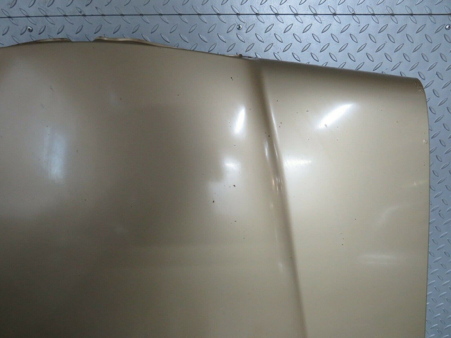 22104 Mercedes-Benz S123 280TE Wagon Bonnet