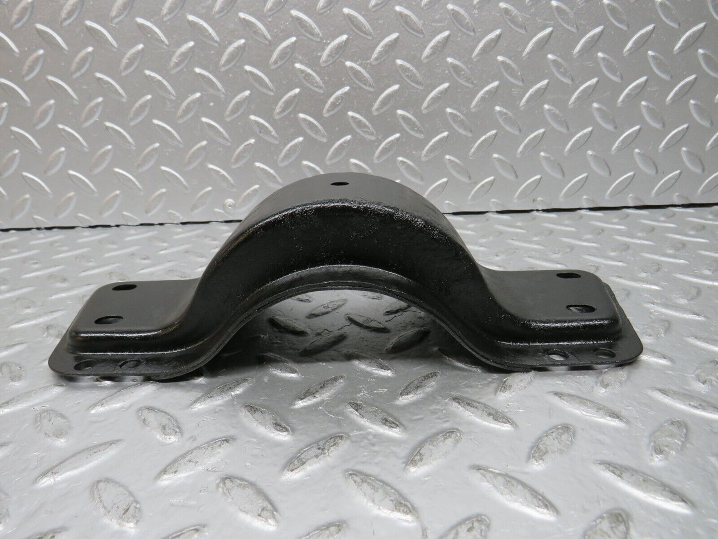 30175 Porsche 924 Cardan Shaft Prop Shaft Bracket