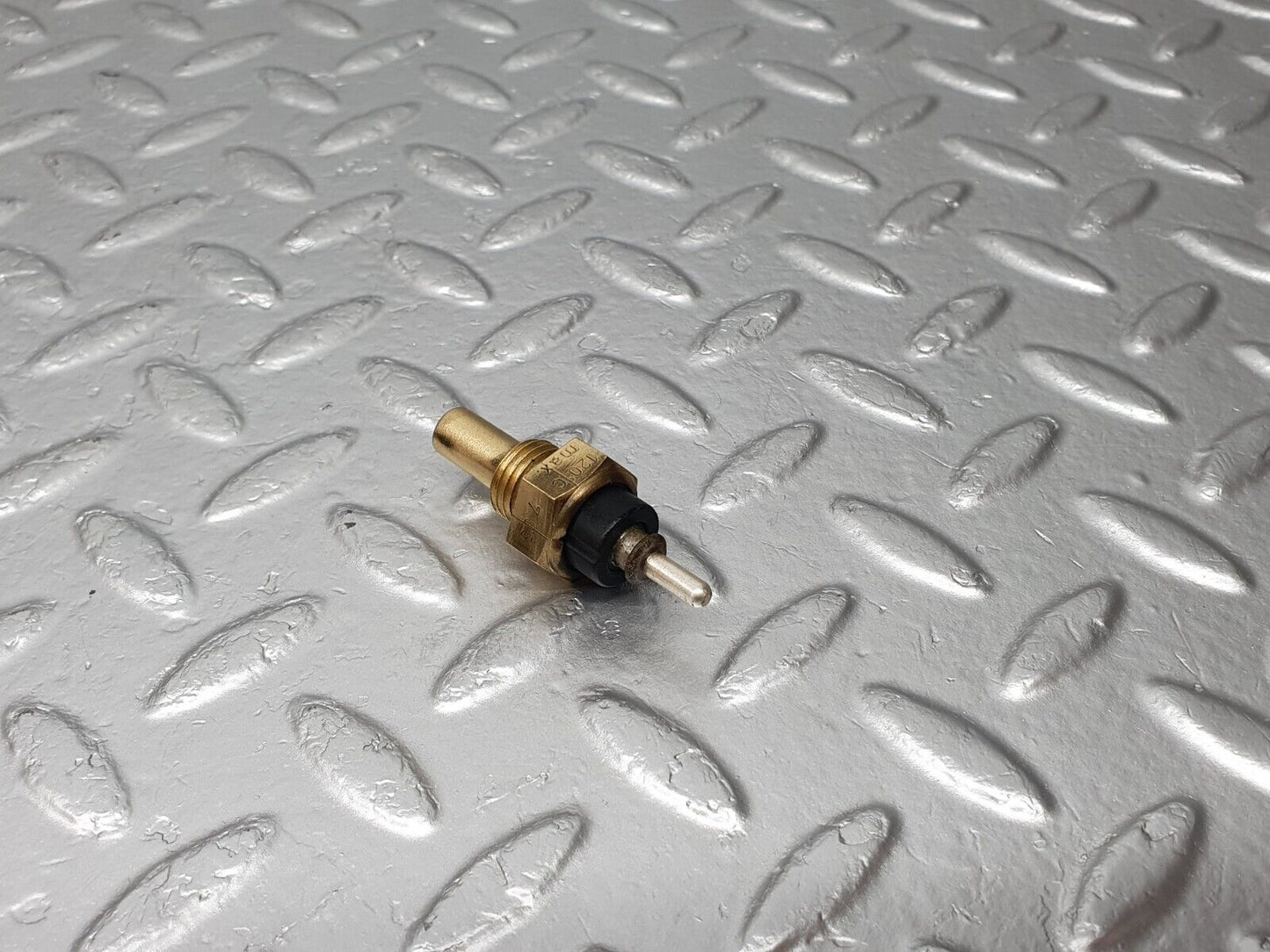 42382 Mercedes-Benz R129 320SL Coupe Coolant Temperature Sensor VDO 0085421017
