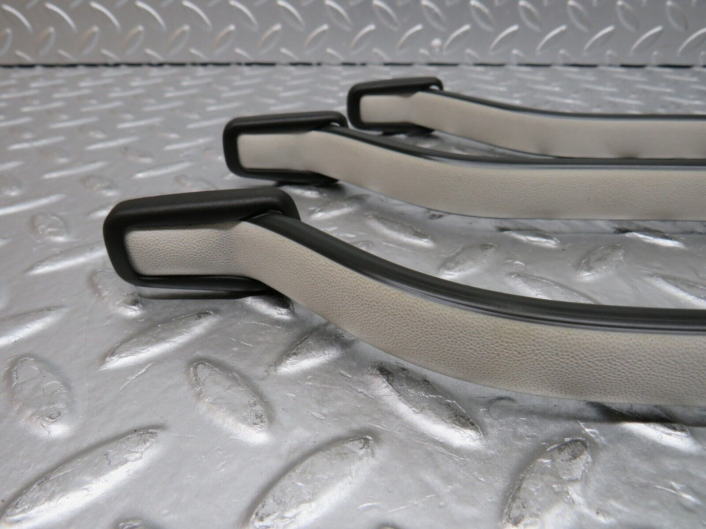 31732 Mercedes-Benz W201 190LE 1.8L Interior Roof Grab Handle Set