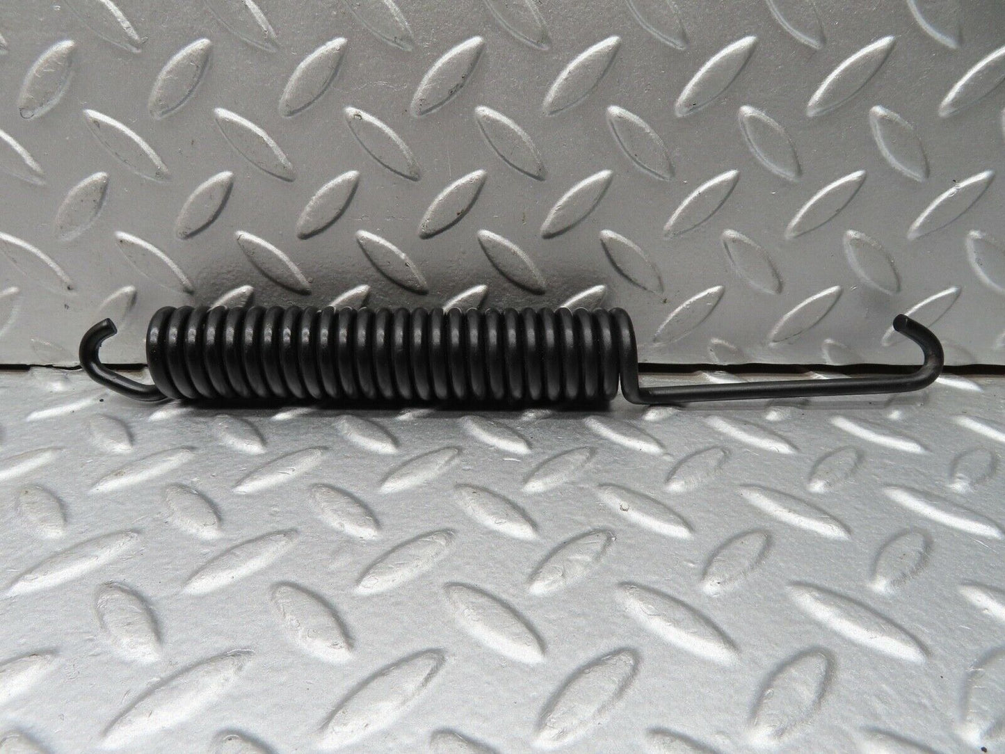 18200 Mercedes-Benz W111 220SE Coupe Bonnet Hinge Spring