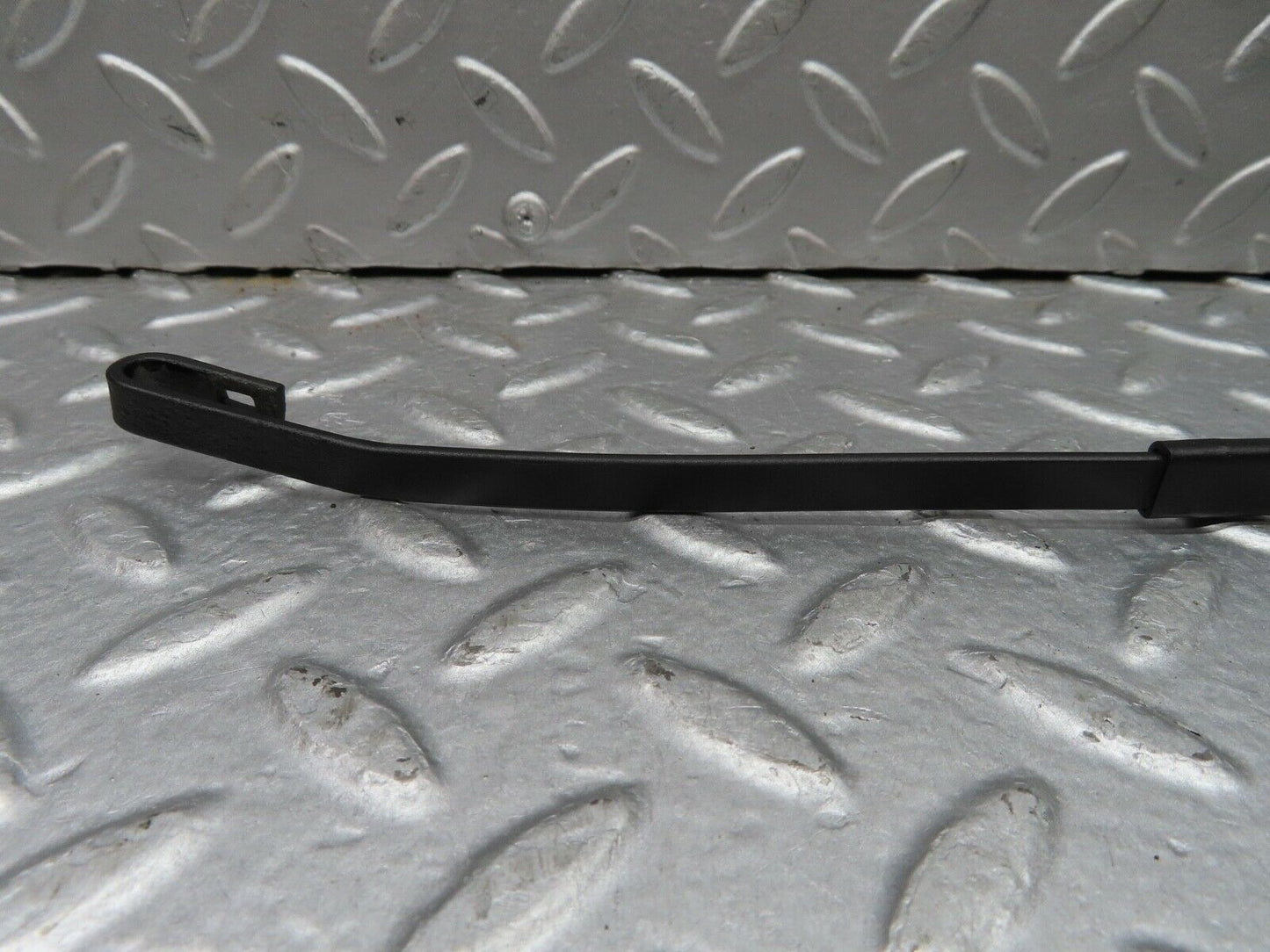 18226 Mercedes-Benz W111 220SE Coupe Wiper Arm Bosch Left Side