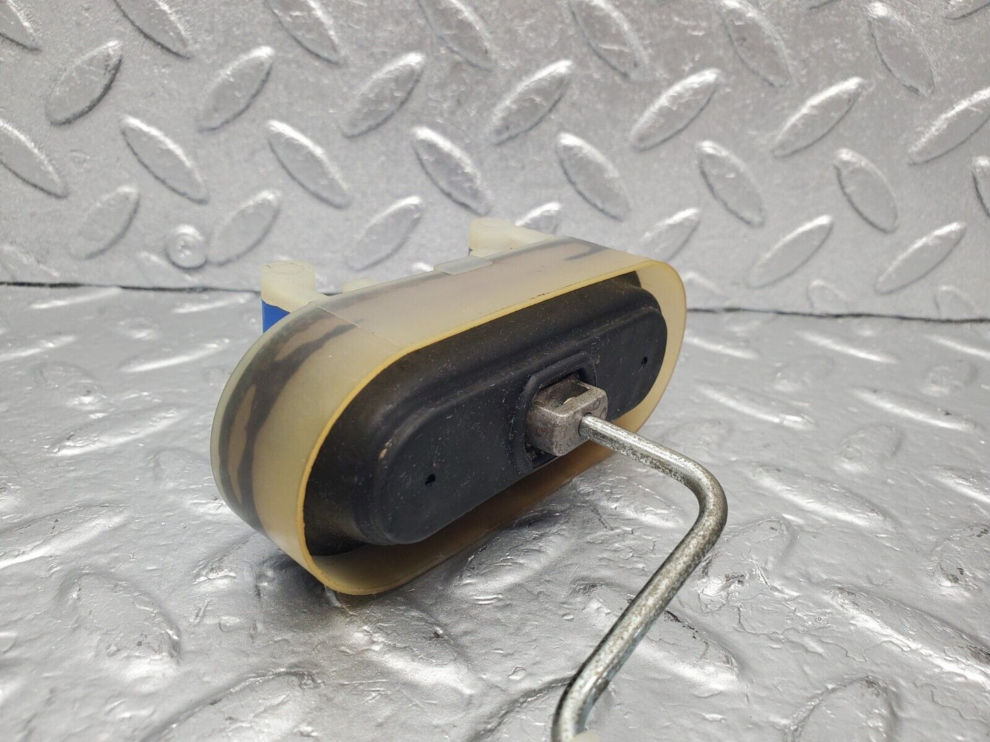 46623 Mercedes-Benz C123 280CE Coupe Front Seat Folding Vacuum Actuator