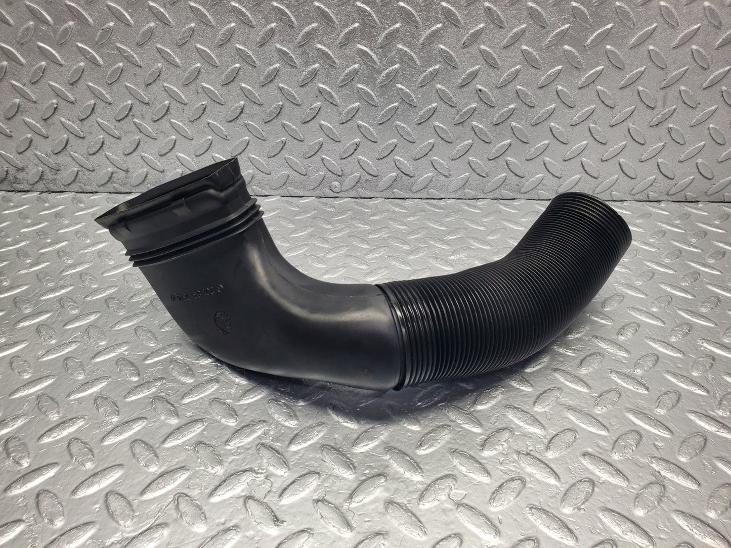 W201 Baby Benz air duct pipe hose right side used OEM
