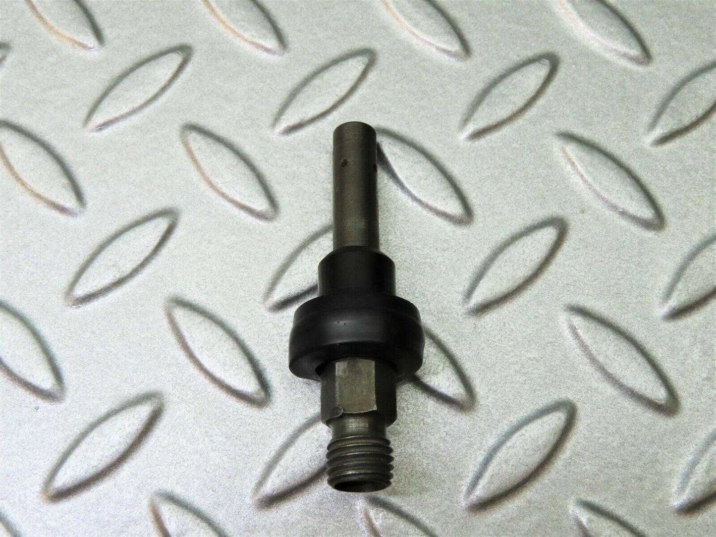 4423 Mercedes-Benz W123 230E Fuel Injector Bosch 0437502010