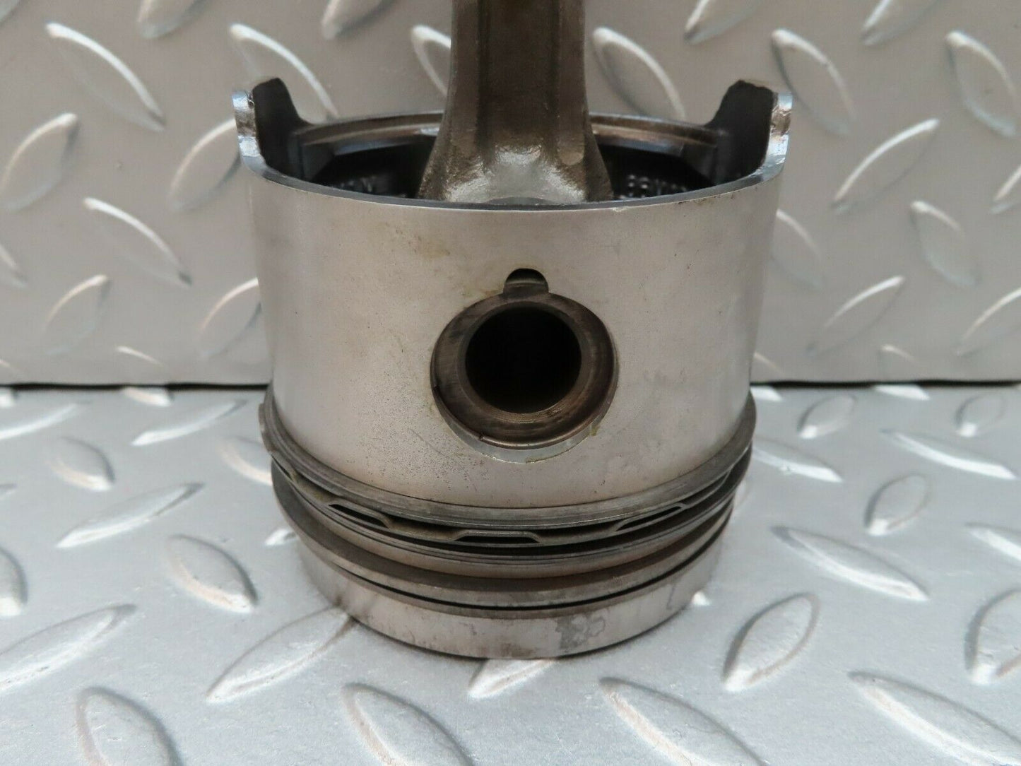 3507 Mercedes-Benz W108 280SE Piston With Connecting Rod 86.49 mm