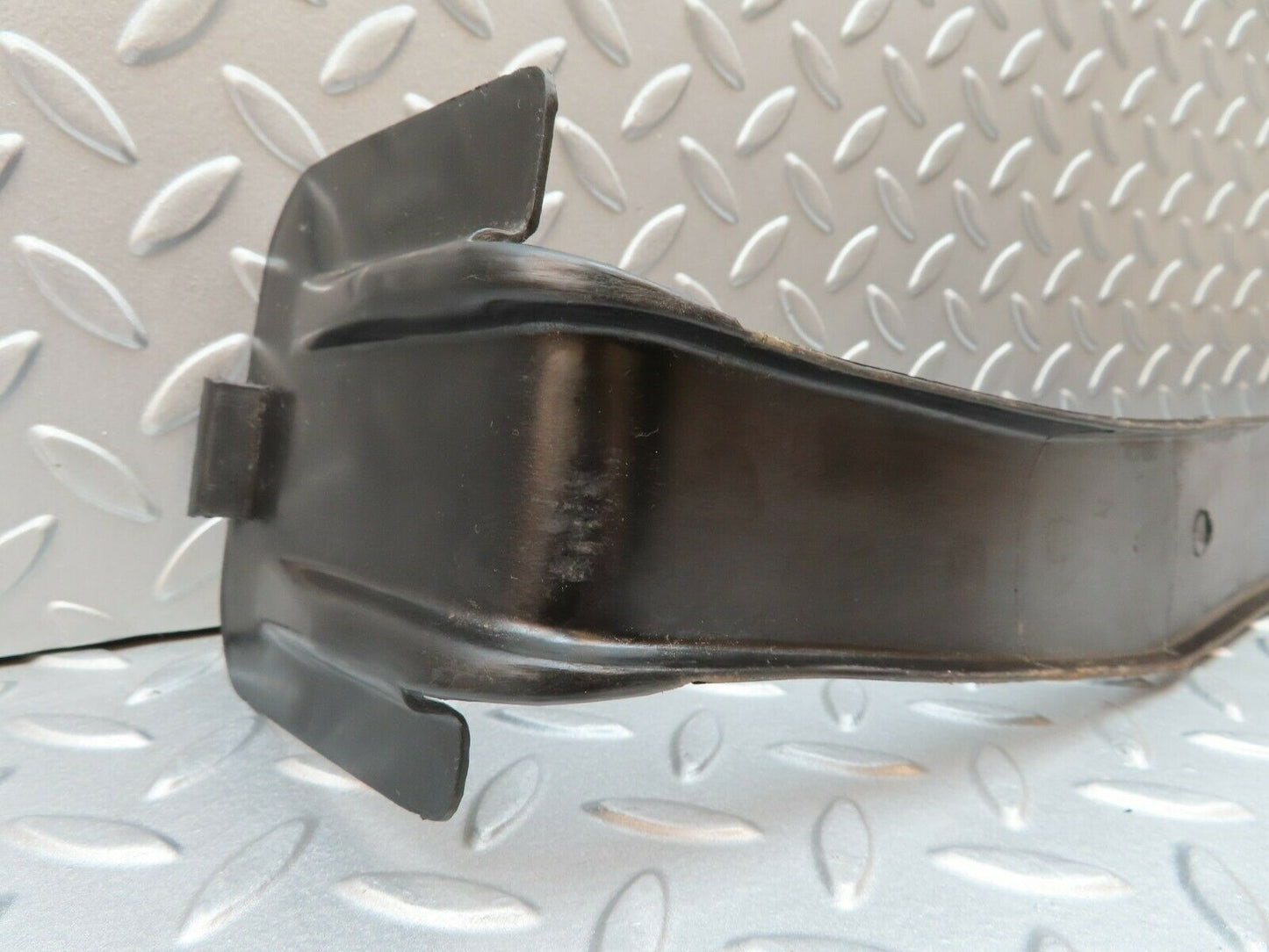 3733 Mercedes-Benz S123 200T Wagon Cabel Cover Rear Right 1238210236