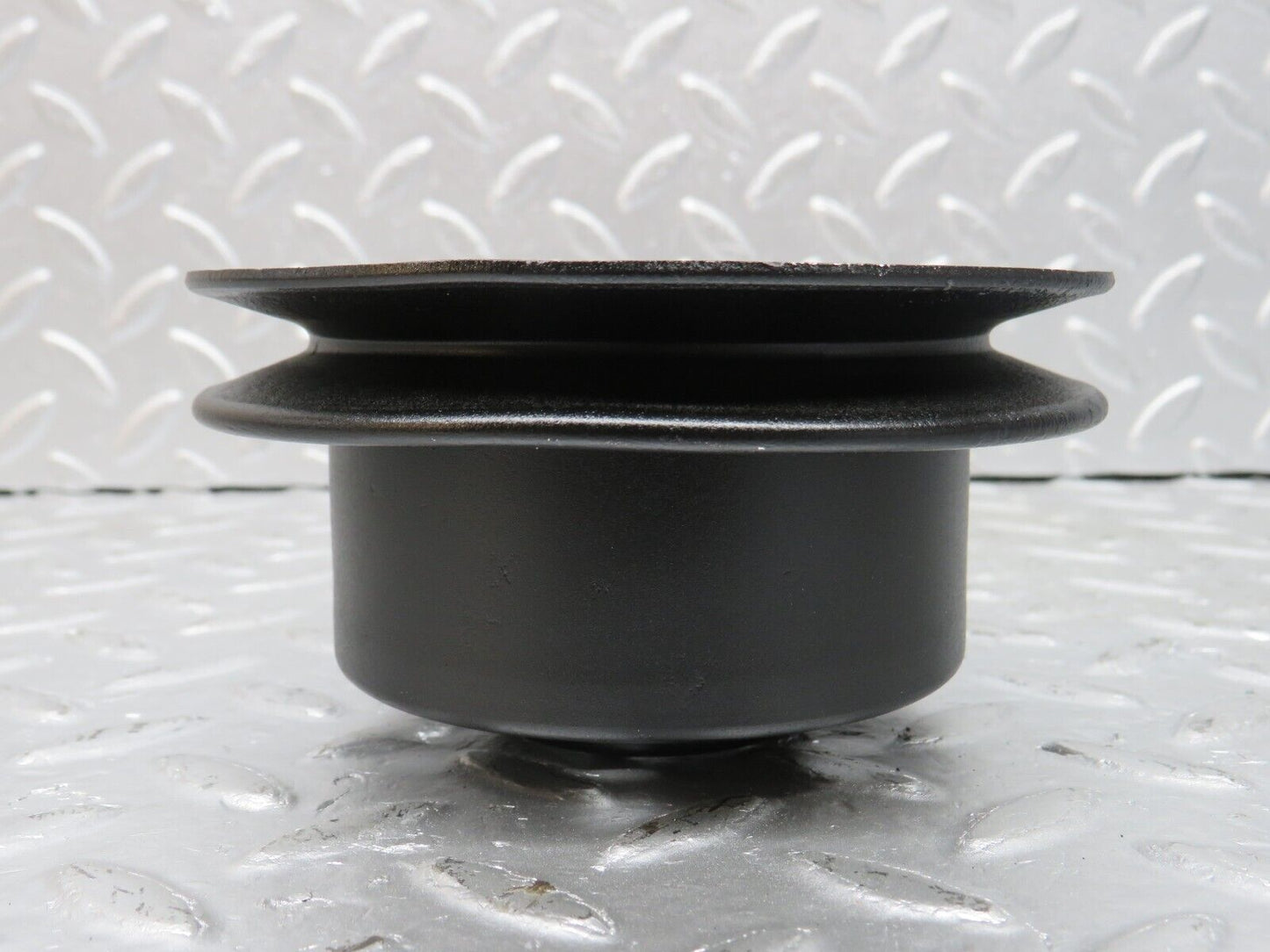 33099 Mercedes-Benz W108 280SE Crankshaft Pulley
