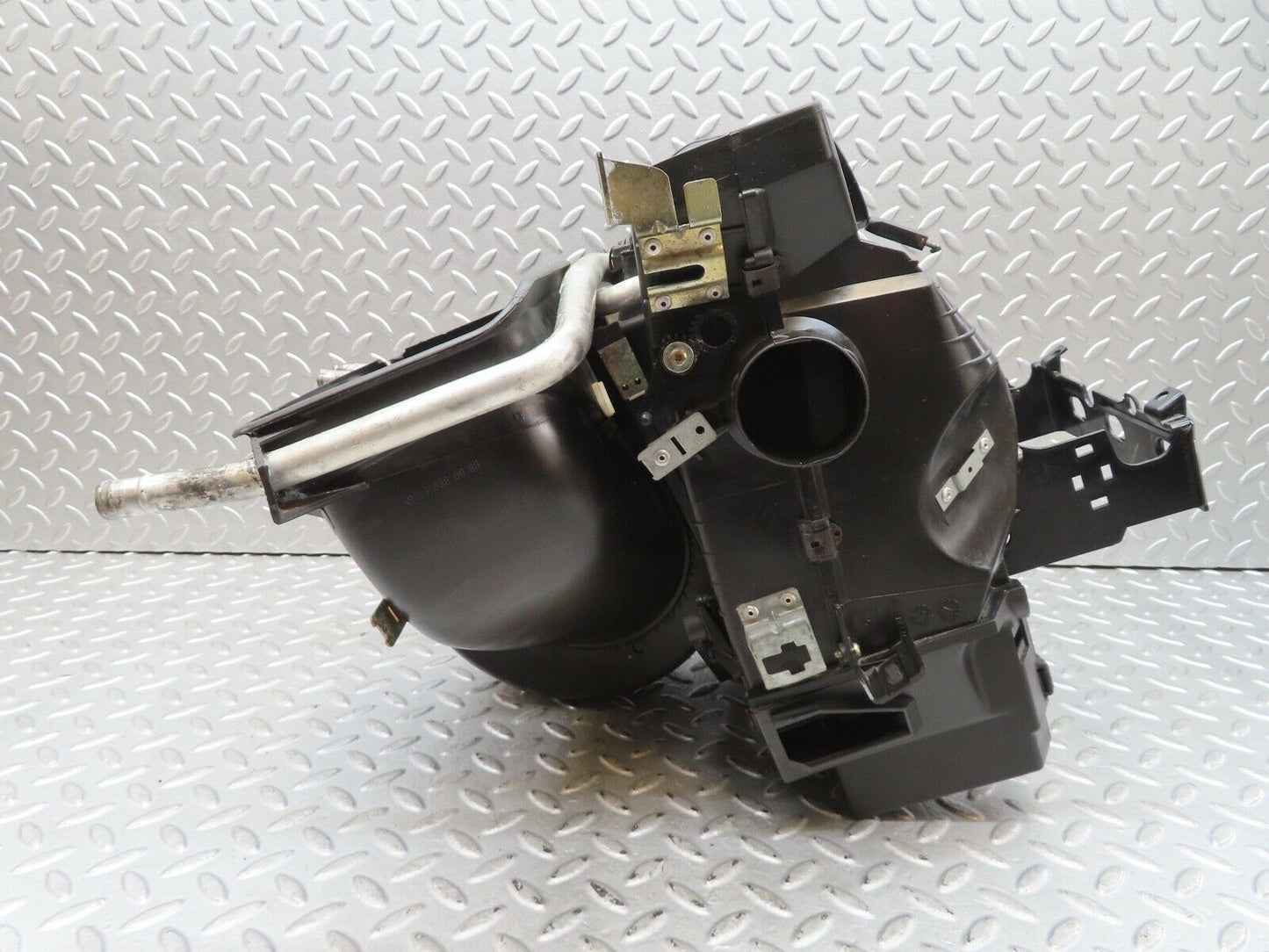 17026 Mercedes-Benz C123 280CE Coupe Heater Box Blower Housing Behr 1238300008