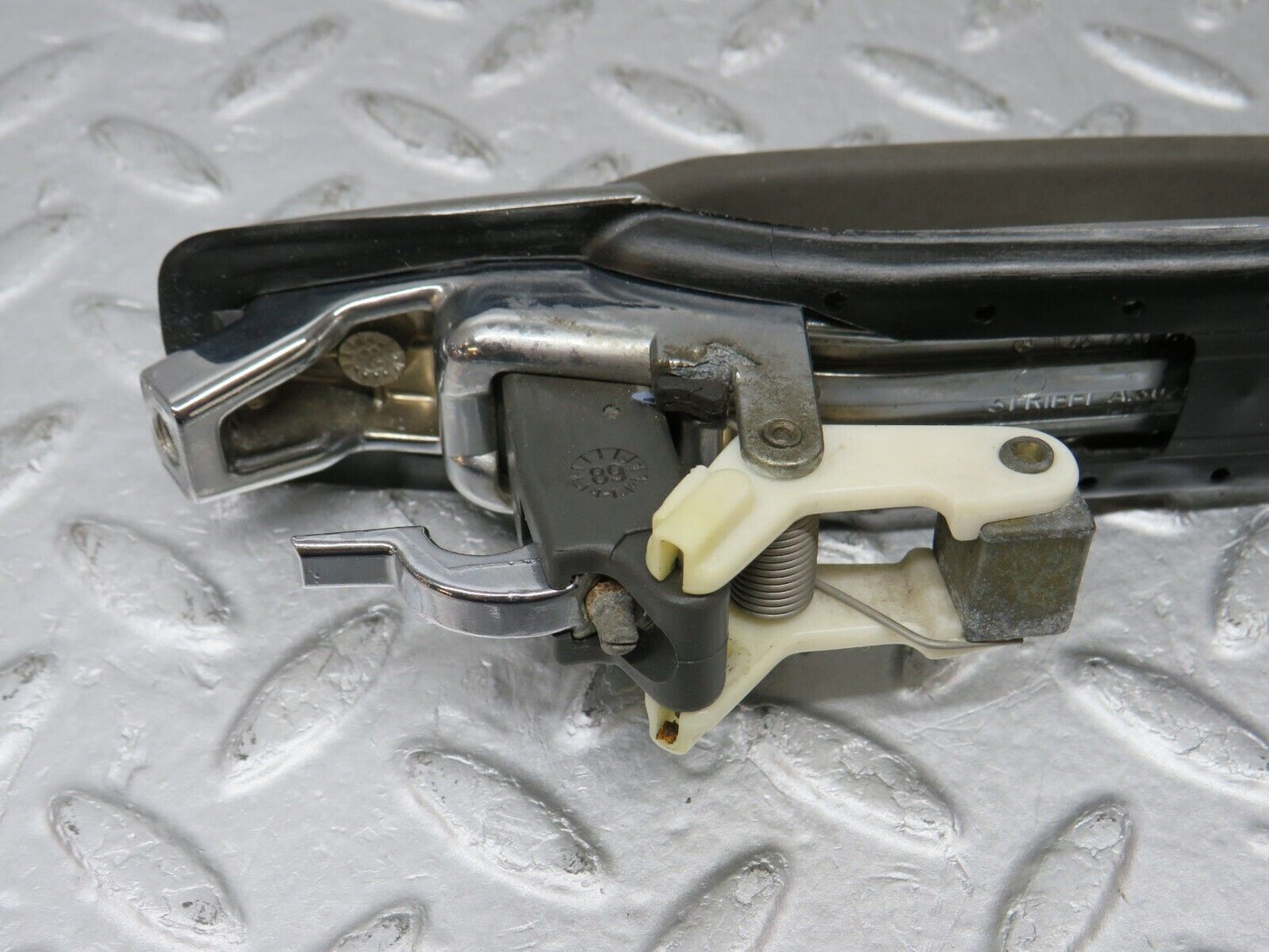36188 Mercedes-Benz W126 420SE Rear Exterior Door Handle
