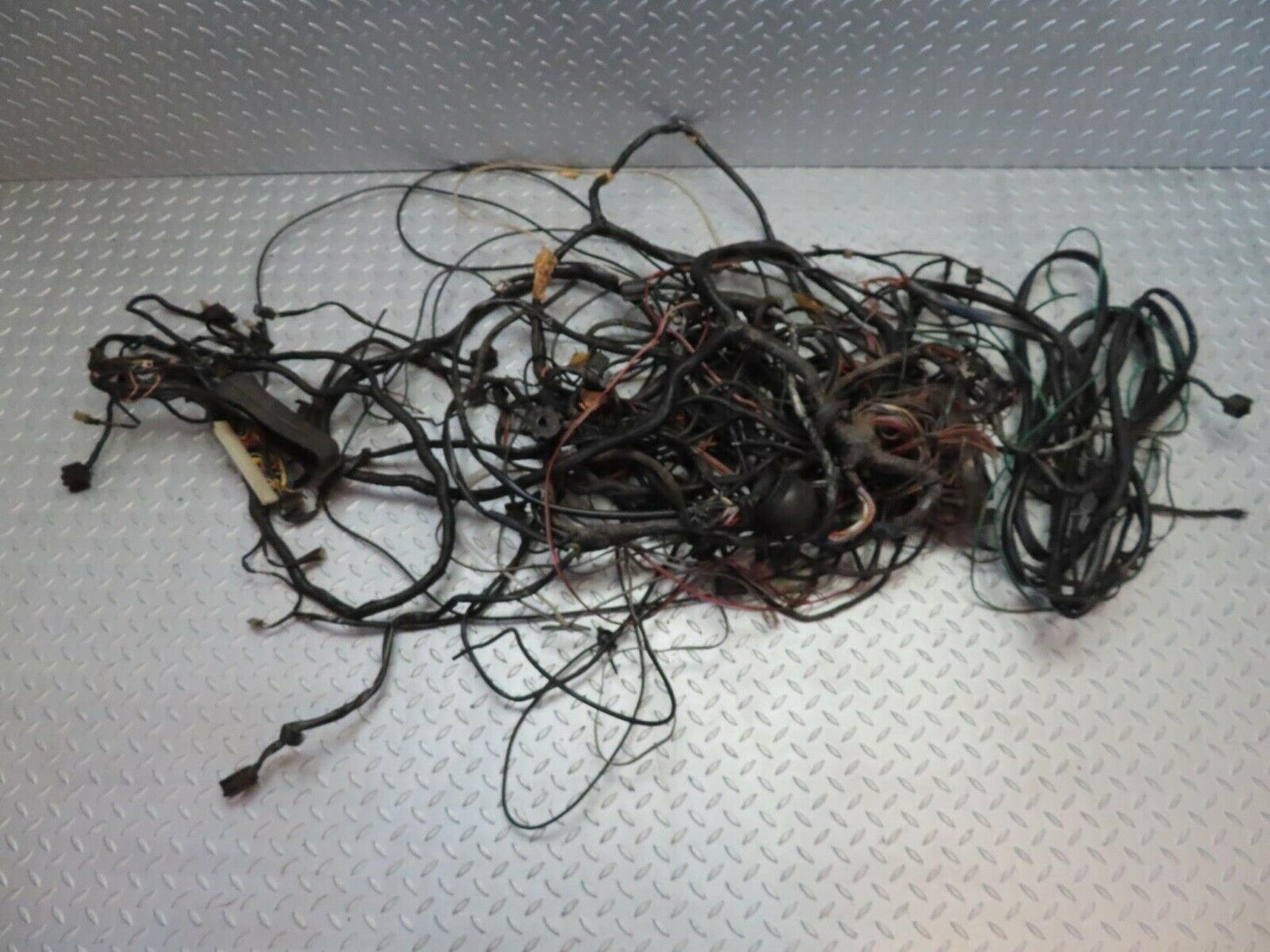 12645 Mercedes-Benz W108 280SE 3.5 Engine Chassis Body Wire Wiring Harness
