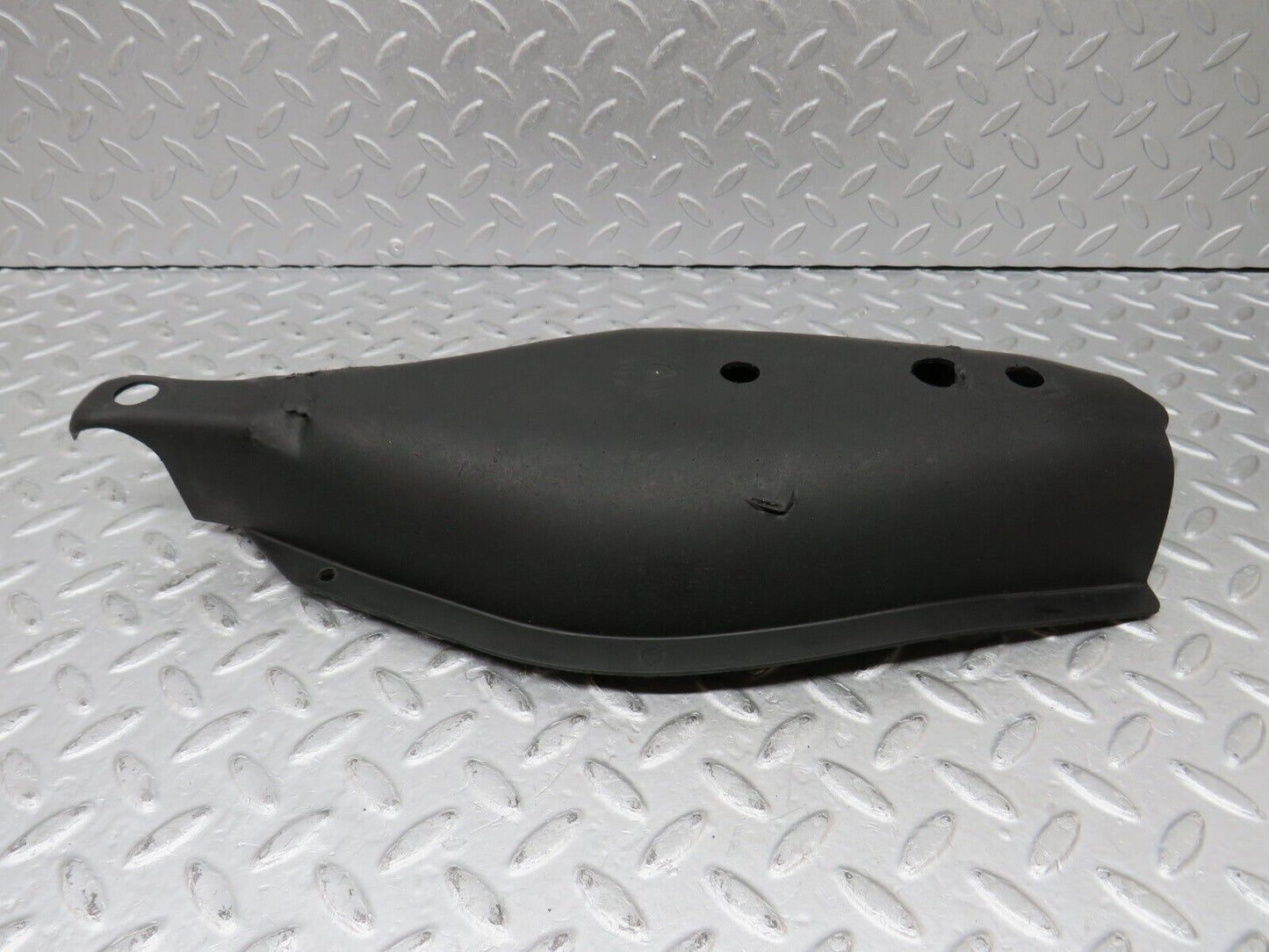 36460 Mercedes-Benz W201 190E 2.0L Rear Control Arm Cover 1243520088